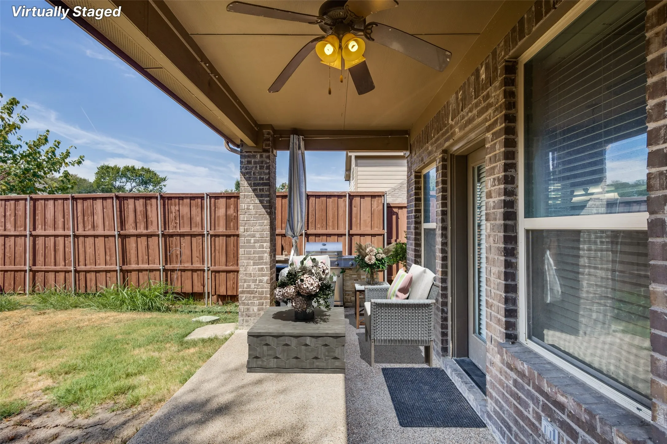 Single Family Residence For Sale in Collin County , 3917 Jeanette Lane, Mc Kinney, Texas 75071, 4 Bedroom, 4 Bathroom, 2 Garage spaces, 2,702 Sqft, built in 2014, mls#21302862, Real Estate Agent in Mc Kinney, Homes For Sale in Collin county, Homes For Sale in Mc Kinney, Realtor in Mc Kinney Texas, Real Estate Brokerage Independent Realty Texas, Luminita Cordes Realtor
