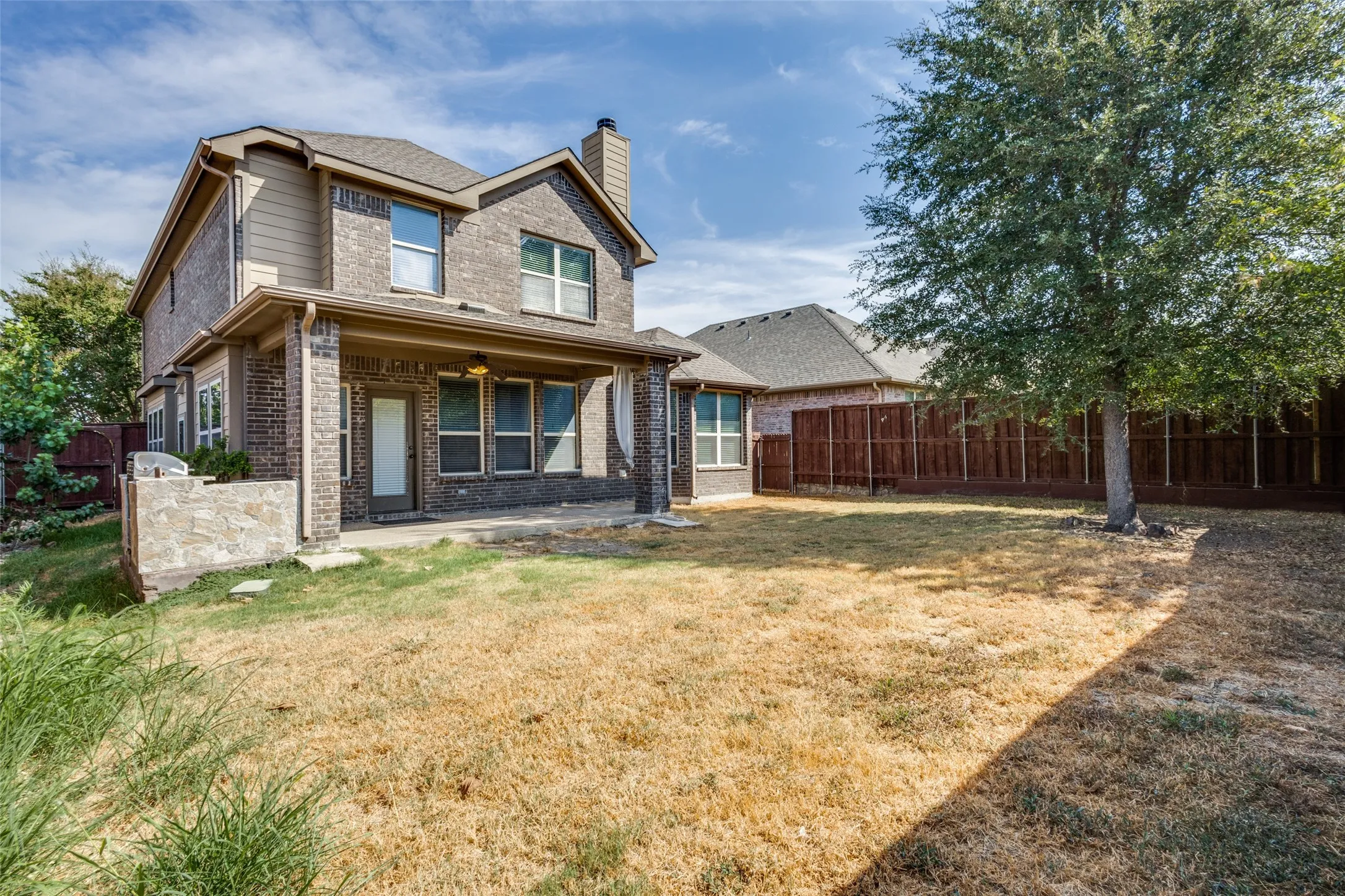 Single Family Residence For Sale in Collin County , 3917 Jeanette Lane, Mc Kinney, Texas 75071, 4 Bedroom, 4 Bathroom, 2 Garage spaces, 2,702 Sqft, built in 2014, mls#21302862, Real Estate Agent in Mc Kinney, Homes For Sale in Collin county, Homes For Sale in Mc Kinney, Realtor in Mc Kinney Texas, Real Estate Brokerage Independent Realty Texas, Luminita Cordes Realtor