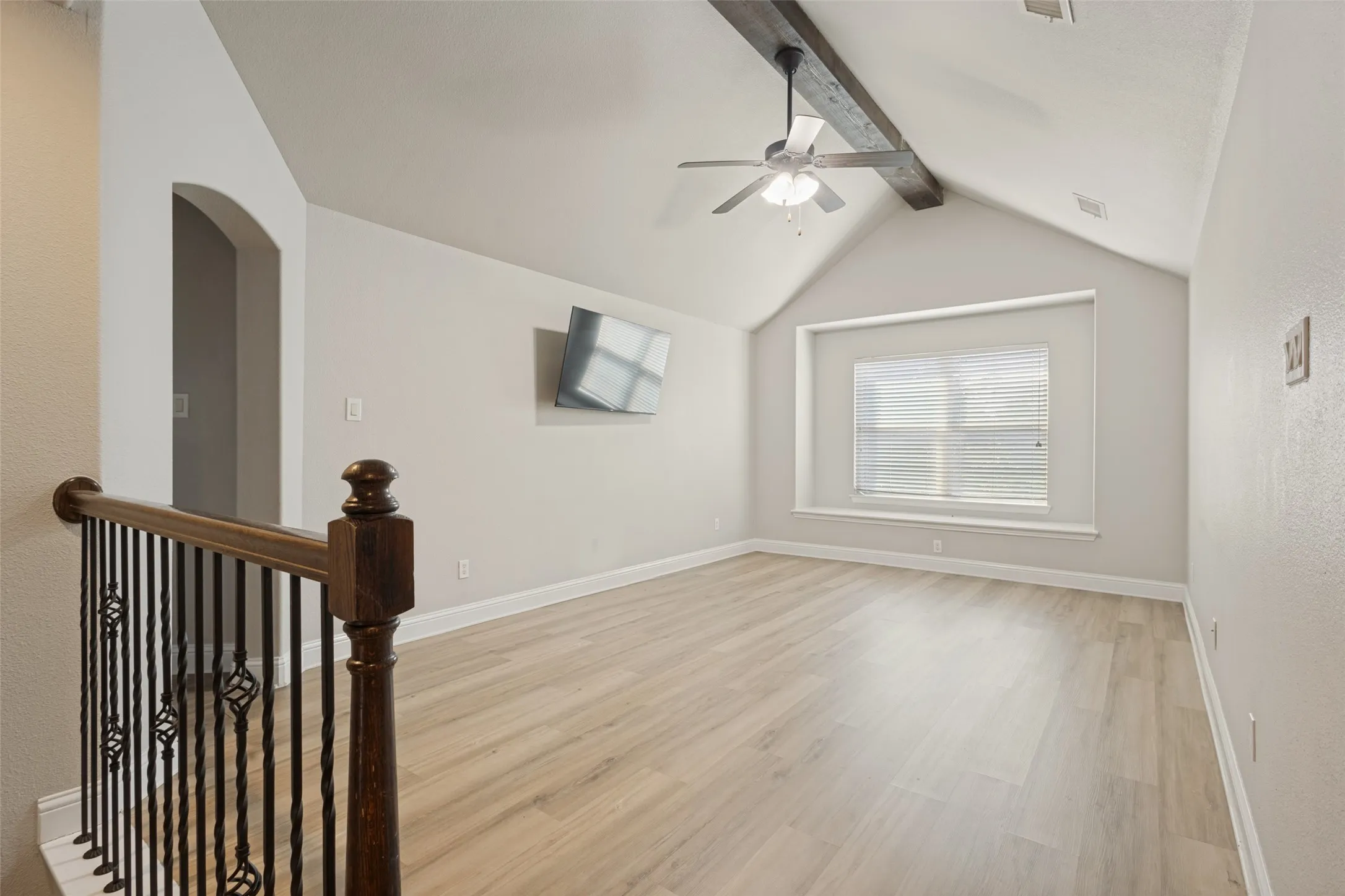 Single Family Residence For Sale in Collin County , 3917 Jeanette Lane, Mc Kinney, Texas 75071, 4 Bedroom, 4 Bathroom, 2 Garage spaces, 2,702 Sqft, built in 2014, mls#21302862, Real Estate Agent in Mc Kinney, Homes For Sale in Collin county, Homes For Sale in Mc Kinney, Realtor in Mc Kinney Texas, Real Estate Brokerage Independent Realty Texas, Luminita Cordes Realtor
