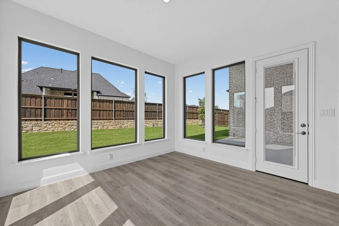 2412 Cottonwood Manor ~ Ready Now