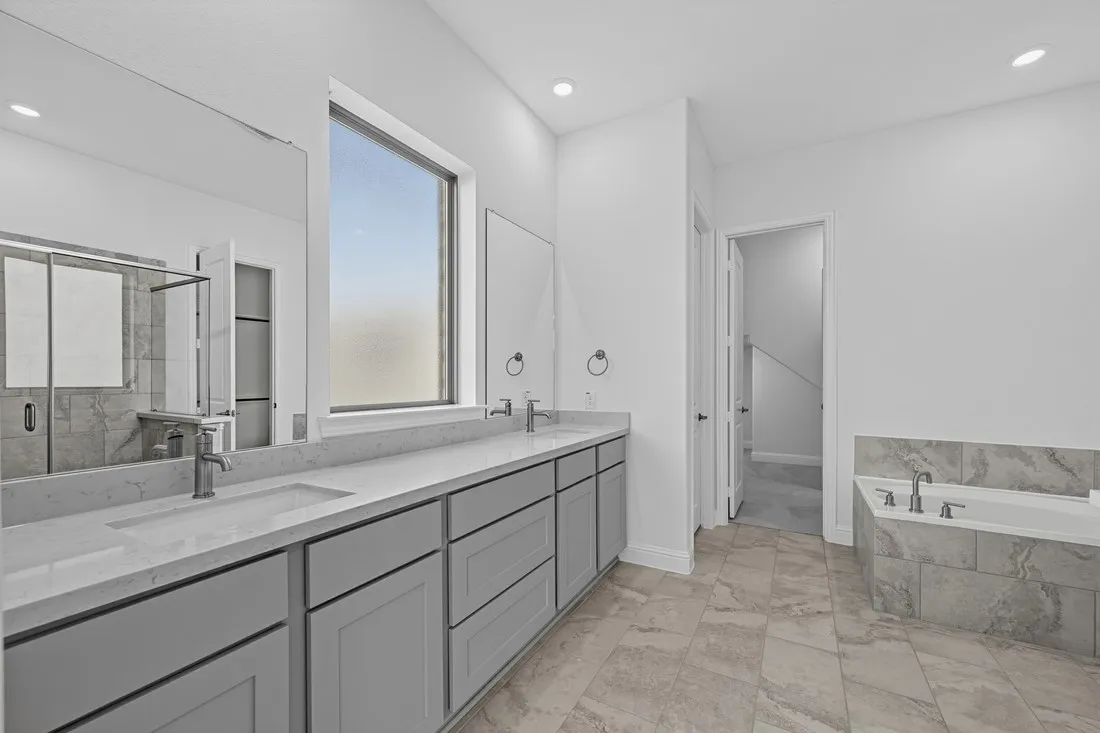 2412 Cottonwood Manor ~ Ready Now