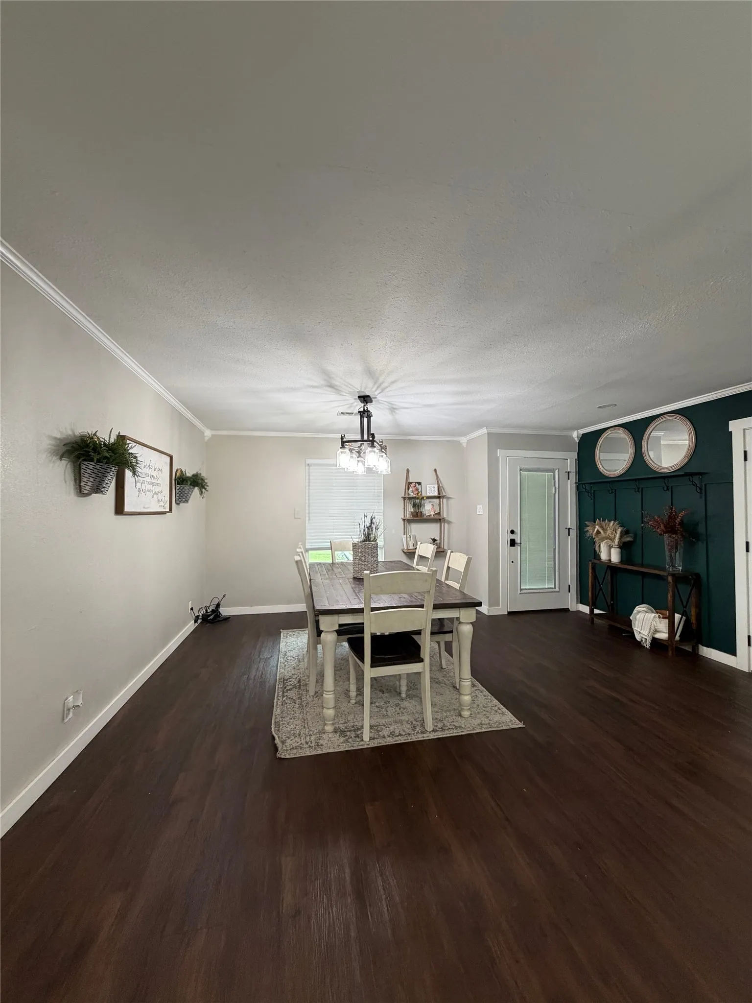 Single Family Residence For Sale in Cooke County , 1306 Mcdaniel Street, Callisburg, Texas 76240, 4 Bedroom, 2 Bathroom, Garage spaces, 2,060 Sqft, built in 1980, Price $550,000, mls#21297945, Real Estate Agent in Callisburg, Homes For Sale in Cooke county, Homes For Sale in Callisburg, Realtor in Callisburg Texas, Real Estate Brokerage Independent Realty Texas, Luminita Cordes Realtor