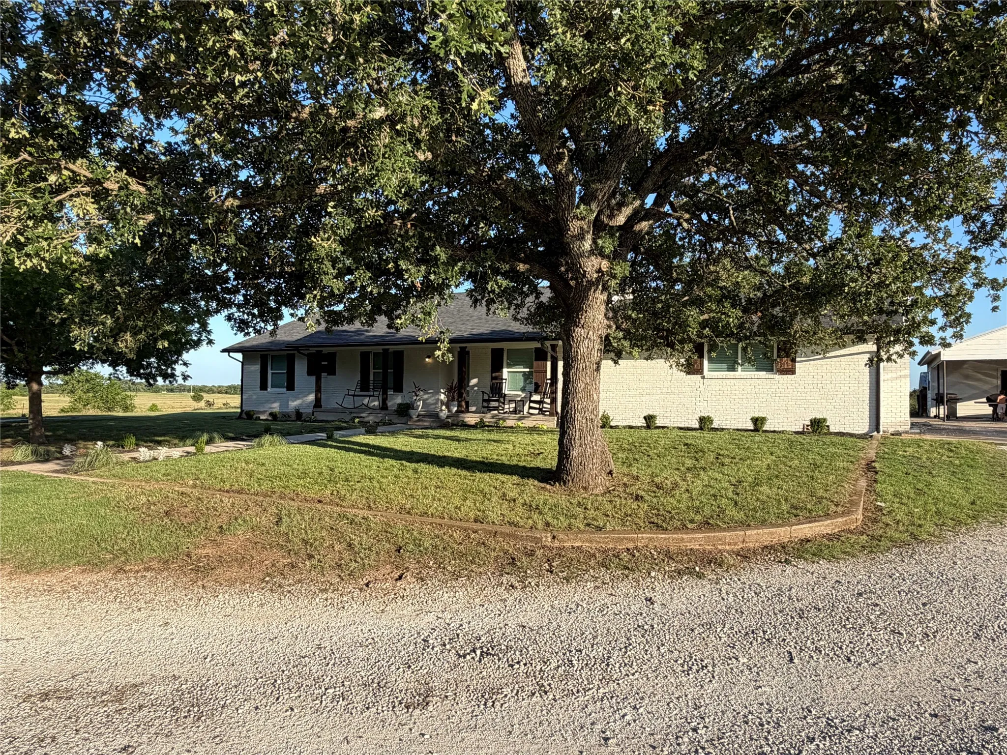 Single Family Residence For Sale in Cooke County , 1306 Mcdaniel Street, Callisburg, Texas 76240, 4 Bedroom, 2 Bathroom, Garage spaces, 2,060 Sqft, built in 1980, Price $550,000, mls#21297945, Real Estate Agent in Callisburg, Homes For Sale in Cooke county, Homes For Sale in Callisburg, Realtor in Callisburg Texas, Real Estate Brokerage Independent Realty Texas, Luminita Cordes Realtor