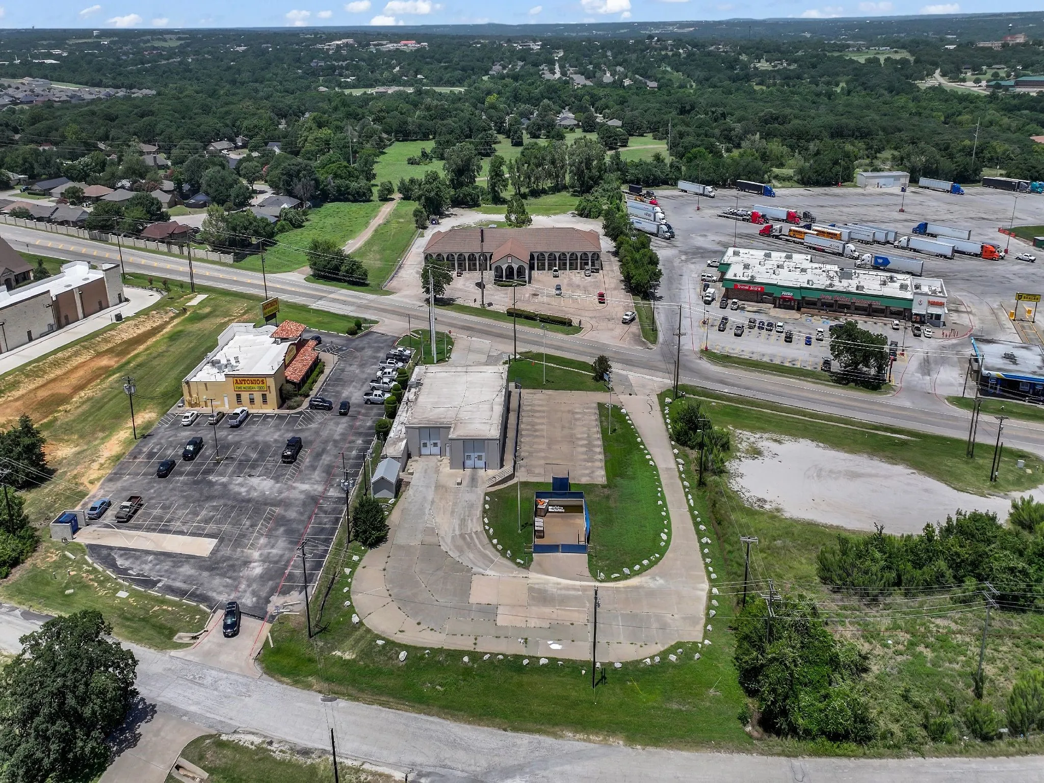 Business For Sale in Parker County , 1926 Santa Fe Drive, Weatherford, Texas 76086, 0, 0, Garage spaces, 0 Sqft, built in 1986, mls#21299519, Real Estate Agent in Weatherford, Homes For Sale in Parker county, Homes For Sale in Weatherford, Realtor in Weatherford Texas, Real Estate Brokerage Independent Realty Texas, Luminita Cordes Realtor