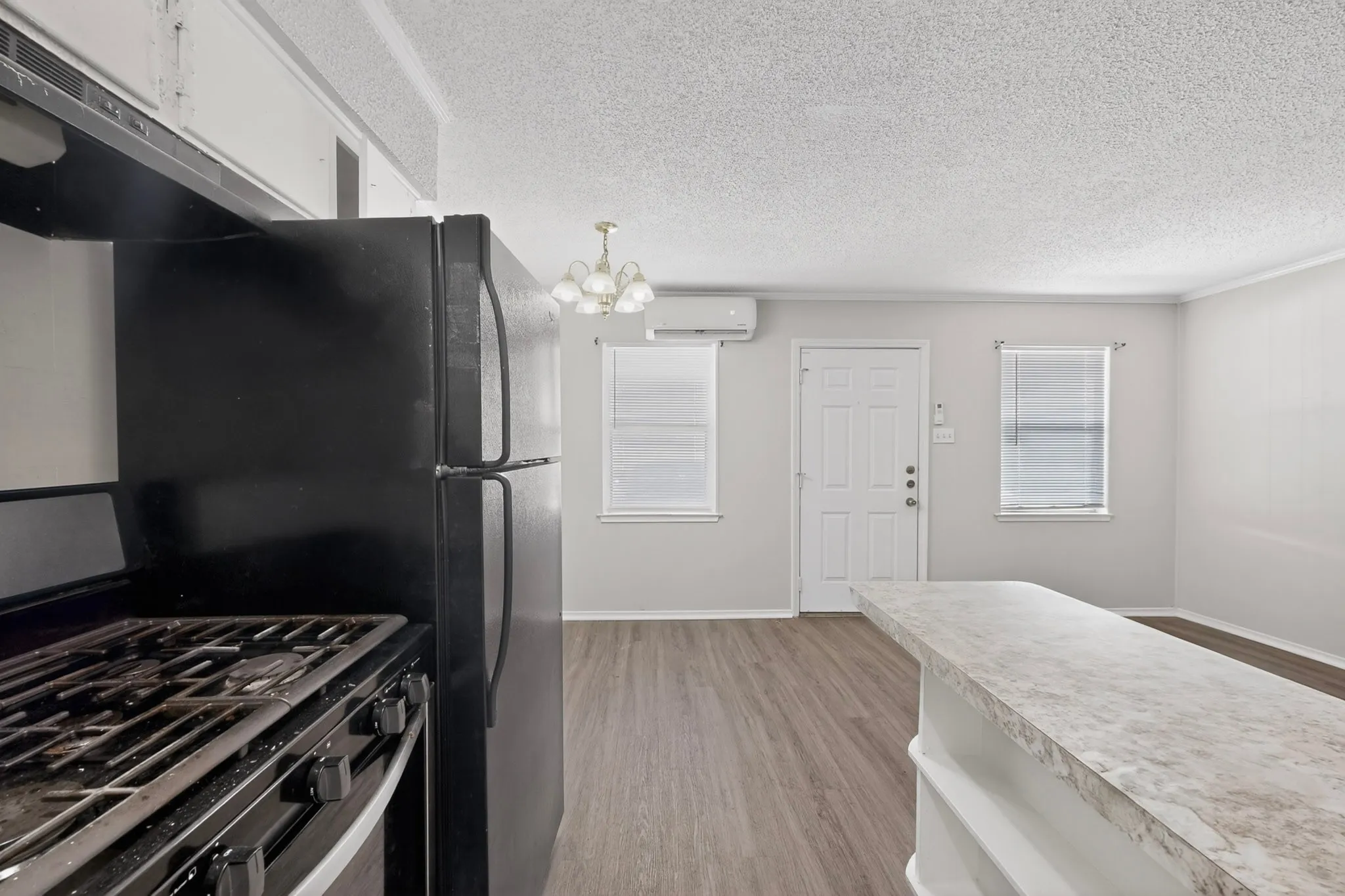 Apartment For Rent in Denton County , 1585 N Mill Street, Lewisville, Texas 75057, 1 Bedroom, 1 Bathroom, Garage spaces, 475 Sqft, built in 1979, mls#21302898, Real Estate Agent in Lewisville, Homes For Rent in Denton county, Homes For Rent in Lewisville, Realtor in Lewisville Texas, Real Estate Brokerage Independent Realty Texas, Luminita Cordes Realtor