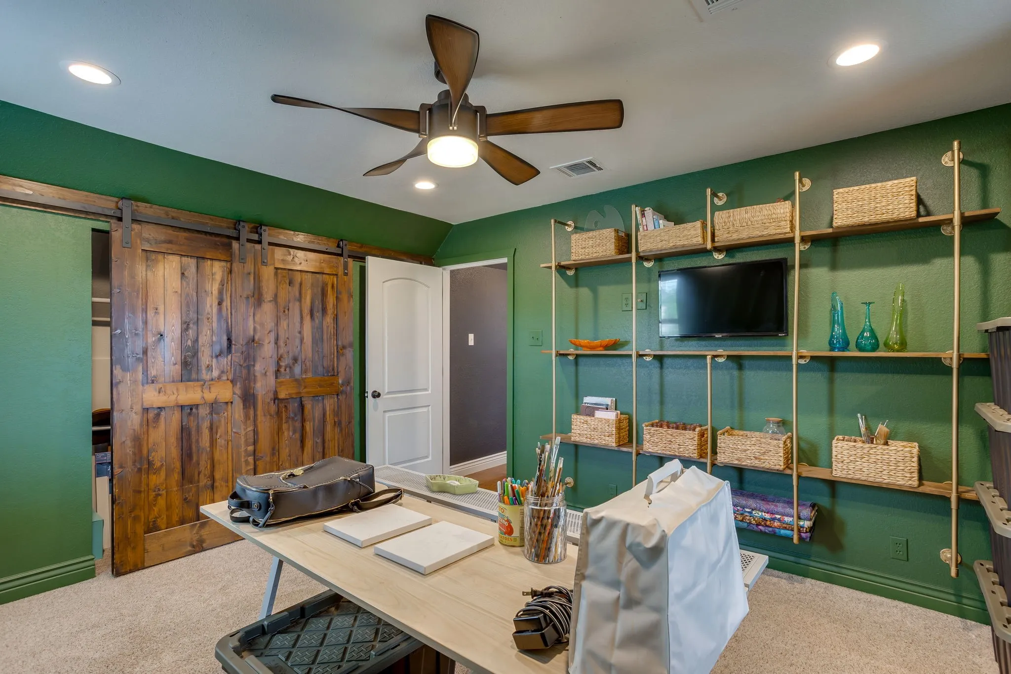 Farm For Sale in Johnson County , 11533 Fm 2258, Grandview, Texas 76050, 4 Bedroom, 3 Bathroom, 2 Garage spaces, 2,372 Sqft, built in 1989, mls#21281637, Real Estate Agent in Grandview, Homes For Sale in Johnson county, Homes For Sale in Grandview, Realtor in Grandview Texas, Real Estate Brokerage Independent Realty Texas, Luminita Cordes Realtor