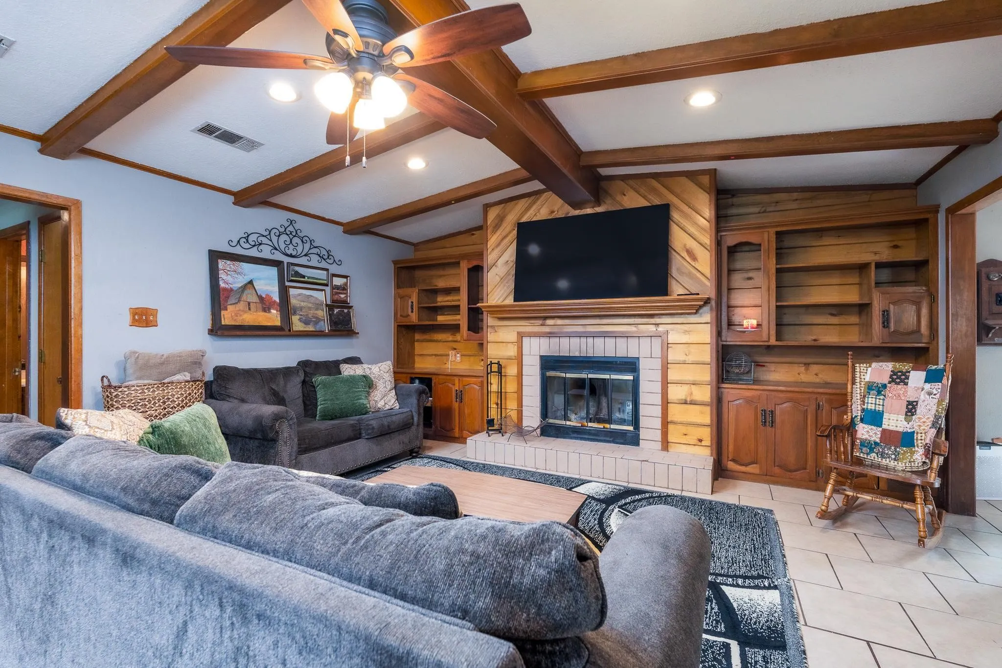Single Family Residence For Sale in Jones County , 7144 County Road 487, Merkel, Texas 79536, 4 Bedroom, 3 Bathroom, Garage spaces, 2,659 Sqft, built in 1984, mls#21300540, Real Estate Agent in Merkel, Homes For Sale in Jones county, Homes For Sale in Merkel, Realtor in Merkel Texas, Real Estate Brokerage Independent Realty Texas, Luminita Cordes Realtor