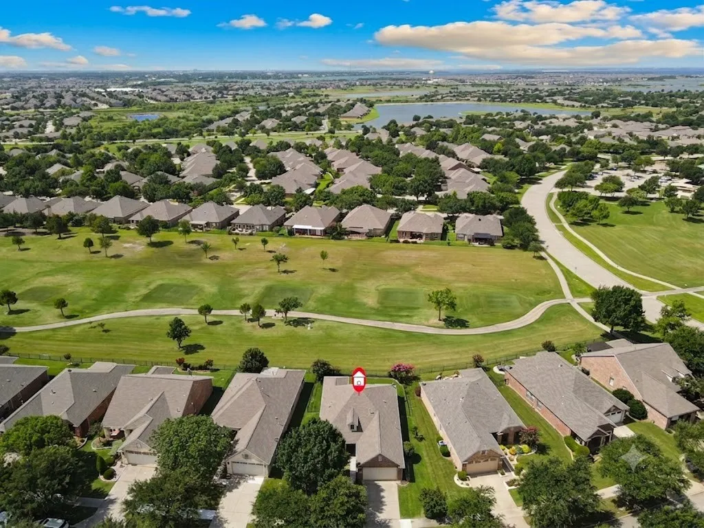 Single Family Residence For Sale in Denton County , 529 Burnswick Isles Way, Frisco, Texas 75036, 2 Bedroom, 2 Bathroom, 2 Garage spaces, 1,652 Sqft, built in 2007, mls#21302926, Real Estate Agent in Frisco, Homes For Sale in Denton county, Homes For Sale in Frisco, Realtor in Frisco Texas, Real Estate Brokerage Independent Realty Texas, Luminita Cordes Realtor