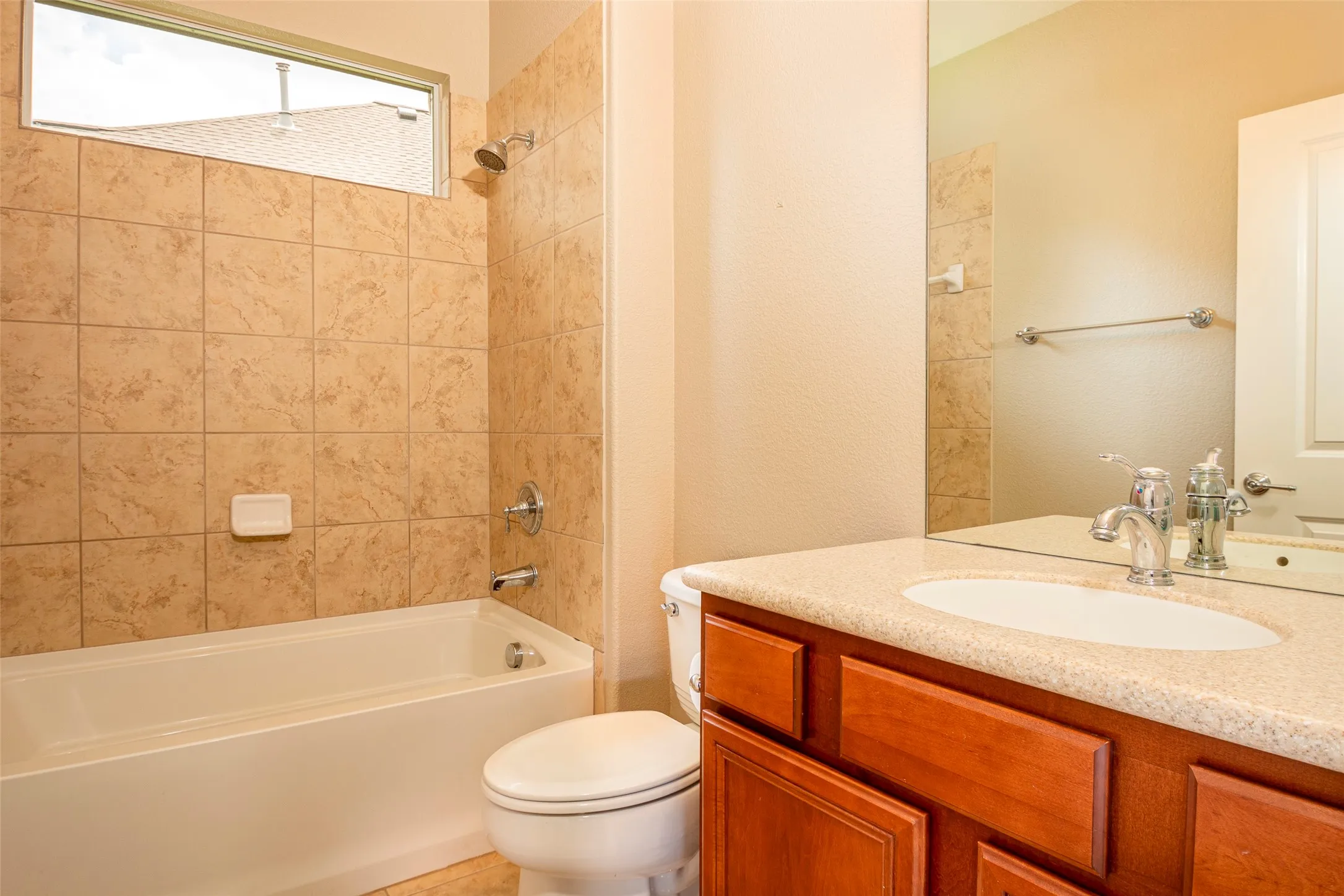 Single Family Residence For Sale in Denton County , 529 Burnswick Isles Way, Frisco, Texas 75036, 2 Bedroom, 2 Bathroom, 2 Garage spaces, 1,652 Sqft, built in 2007, mls#21302926, Real Estate Agent in Frisco, Homes For Sale in Denton county, Homes For Sale in Frisco, Realtor in Frisco Texas, Real Estate Brokerage Independent Realty Texas, Luminita Cordes Realtor