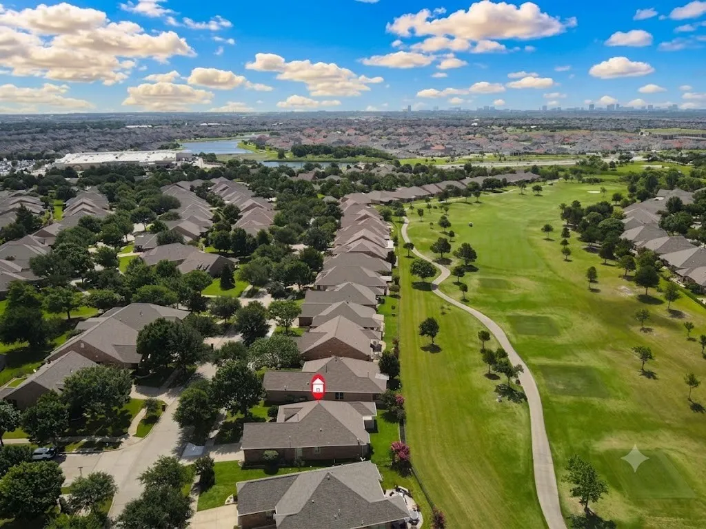 Single Family Residence For Sale in Denton County , 529 Burnswick Isles Way, Frisco, Texas 75036, 2 Bedroom, 2 Bathroom, 2 Garage spaces, 1,652 Sqft, built in 2007, mls#21302926, Real Estate Agent in Frisco, Homes For Sale in Denton county, Homes For Sale in Frisco, Realtor in Frisco Texas, Real Estate Brokerage Independent Realty Texas, Luminita Cordes Realtor