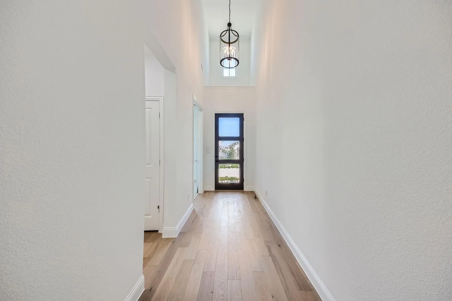 Single Family Residence For Sale in Denton County , 620 Florence Trail, Little Elm, Texas 76227, 4 Bedroom, 4 Bathroom, 2 Garage spaces, 3,346 Sqft, built in 2024, mls#21302939, Real Estate Agent in Little Elm, Homes For Sale in Denton county, Homes For Sale in Little Elm, Realtor in Little Elm Texas, Real Estate Brokerage Independent Realty Texas, Luminita Cordes Realtor