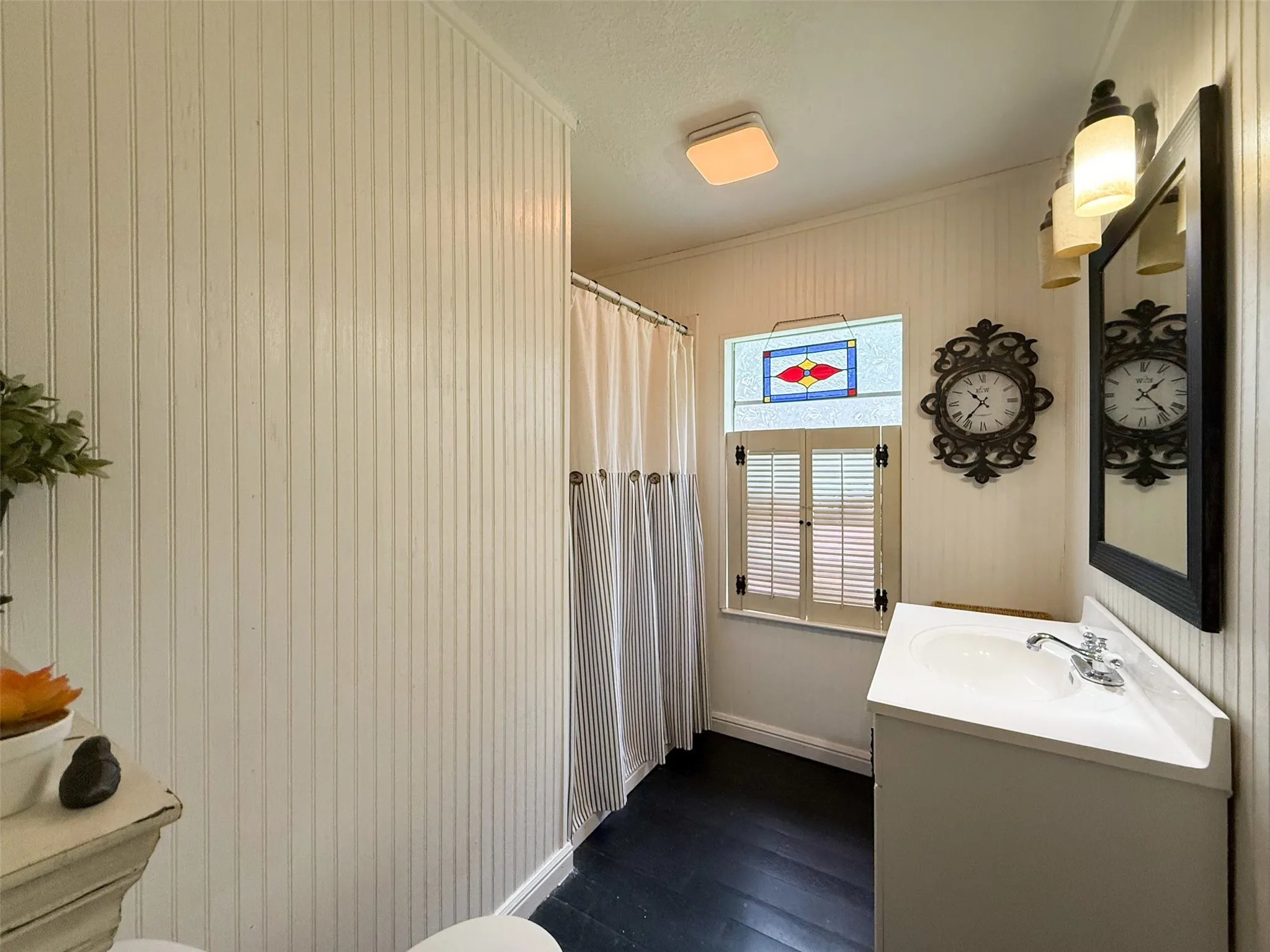 Single Family Residence For Sale in Denton County , 1309 N Austin Street, Denton, Texas 76201, 3 Bedroom, 2 Bathroom, Garage spaces, 1,486 Sqft, built in 1959, mls#21301892, Real Estate Agent in Denton, Homes For Sale in Denton county, Homes For Sale in Denton, Realtor in Denton Texas, Real Estate Brokerage Independent Realty Texas, Luminita Cordes Realtor