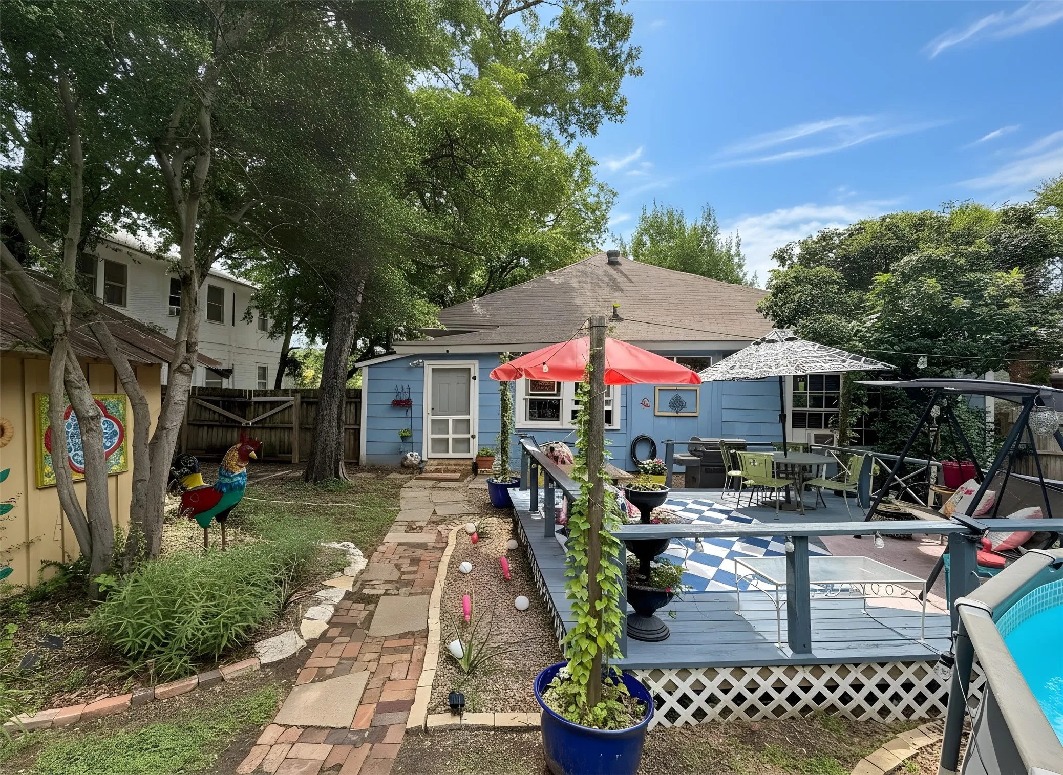 Single Family Residence For Sale in Denton County , 1309 N Austin Street, Denton, Texas 76201, 3 Bedroom, 2 Bathroom, Garage spaces, 1,486 Sqft, built in 1959, mls#21301892, Real Estate Agent in Denton, Homes For Sale in Denton county, Homes For Sale in Denton, Realtor in Denton Texas, Real Estate Brokerage Independent Realty Texas, Luminita Cordes Realtor