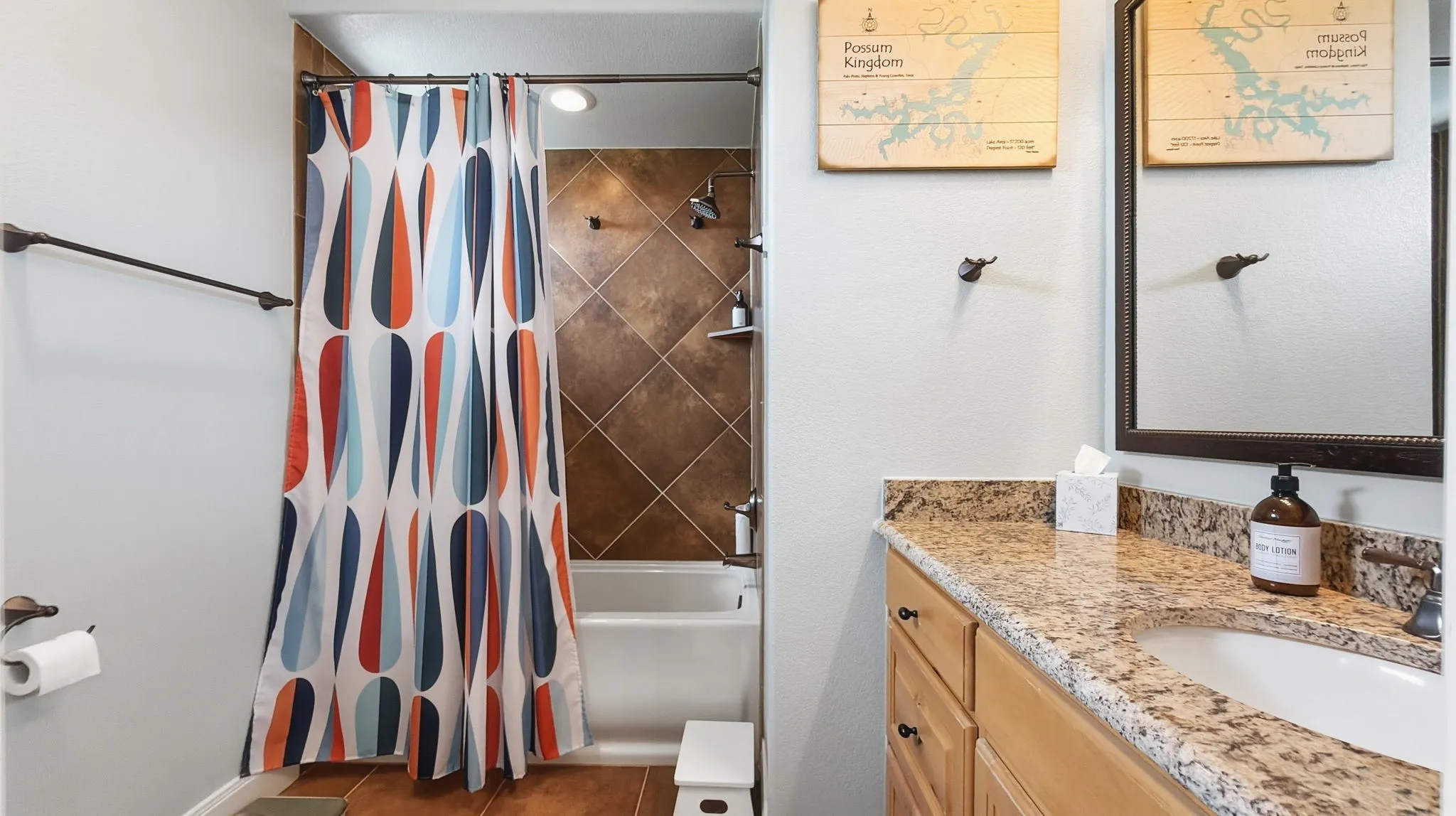 Single Family Residence For Sale in Palo Pinto County , 1029 Chapel Ridge Road, Graford, Texas 76449, 3 Bedroom, 4 Bathroom, 1 Garage spaces, 1,941 Sqft, built in 2011, mls#21297147, Real Estate Agent in Graford, Homes For Sale in Palo Pinto county, Homes For Sale in Graford, Realtor in Graford Texas, Real Estate Brokerage Independent Realty Texas, Luminita Cordes Realtor