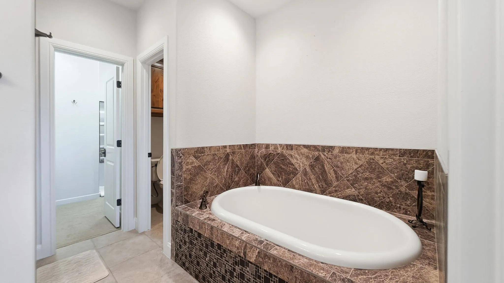 Single Family Residence For Sale in Palo Pinto County , 1029 Chapel Ridge Road, Graford, Texas 76449, 3 Bedroom, 4 Bathroom, 1 Garage spaces, 1,941 Sqft, built in 2011, mls#21297147, Real Estate Agent in Graford, Homes For Sale in Palo Pinto county, Homes For Sale in Graford, Realtor in Graford Texas, Real Estate Brokerage Independent Realty Texas, Luminita Cordes Realtor