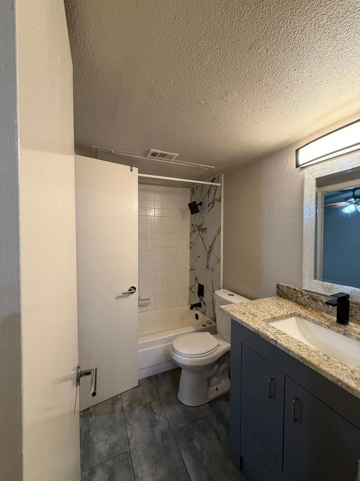 Townhouse For Sale in Tarrant County , 2304 Balsam Drive E107, Arlington, Texas 76006, 2 Bedroom, 1 Bathroom, Garage spaces, 808 Sqft, built in 1981, mls#21300283, Real Estate Agent in Arlington, Homes For Sale in Tarrant county, Homes For Sale in Arlington, Realtor in Arlington Texas, Real Estate Brokerage Independent Realty Texas, Luminita Cordes Realtor