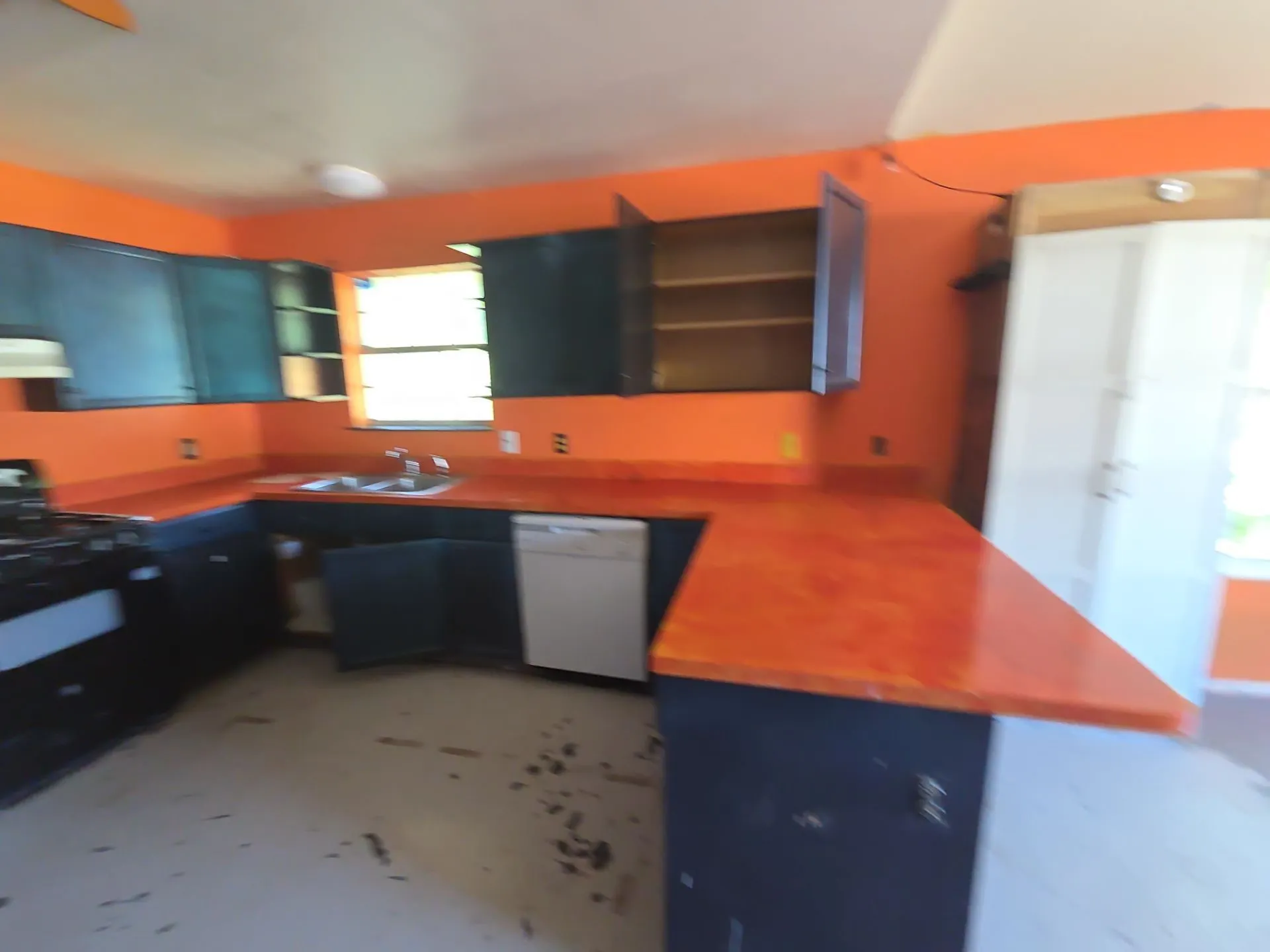 Single Family Residence For Sale in Parker County , 609 Bryan Street, Weatherford, Texas 76086, 3 Bedroom, 2 Bathroom, Garage spaces, 1,730 Sqft, built in 1998, mls#21302958, Real Estate Agent in Weatherford, Homes For Sale in Parker county, Homes For Sale in Weatherford, Realtor in Weatherford Texas, Real Estate Brokerage Independent Realty Texas, Luminita Cordes Realtor