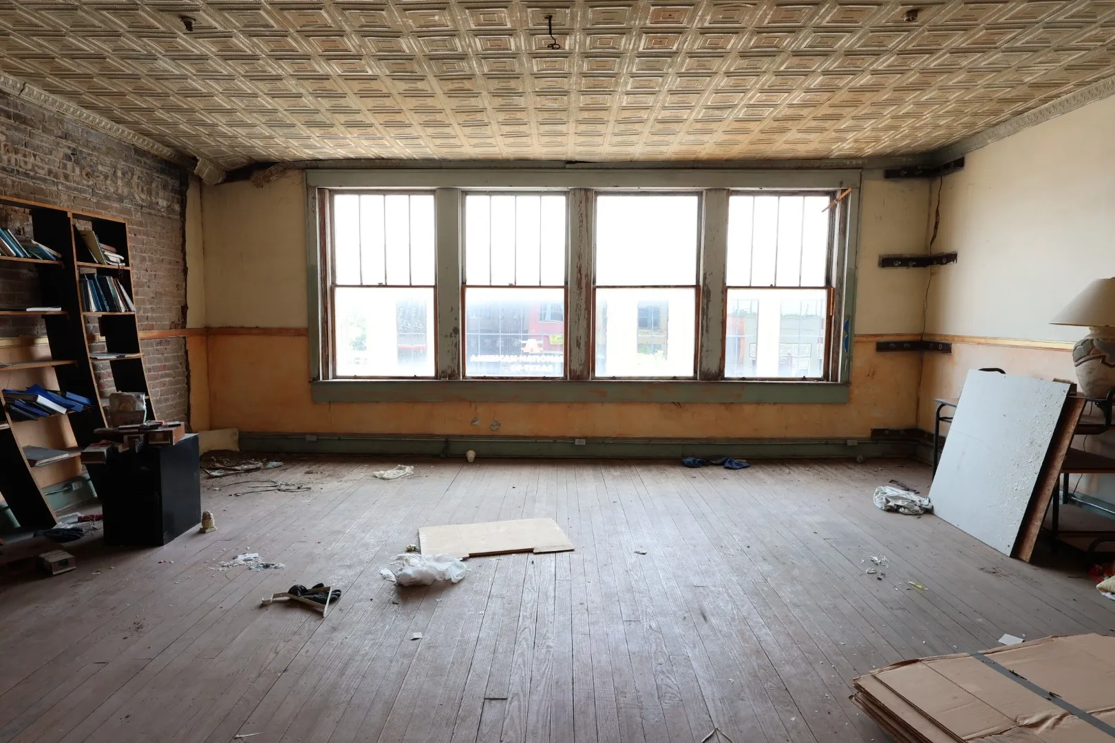 Retail For Sale in Kaufman County , 111 W Moore Avenue, Terrell, Texas 75160, 0, 0, Garage spaces, 0 Sqft, built in 1885, mls#21302942, Real Estate Agent in Terrell, Homes For Sale in Kaufman county, Homes For Sale in Terrell, Realtor in Terrell Texas, Real Estate Brokerage Independent Realty Texas, Luminita Cordes Realtor