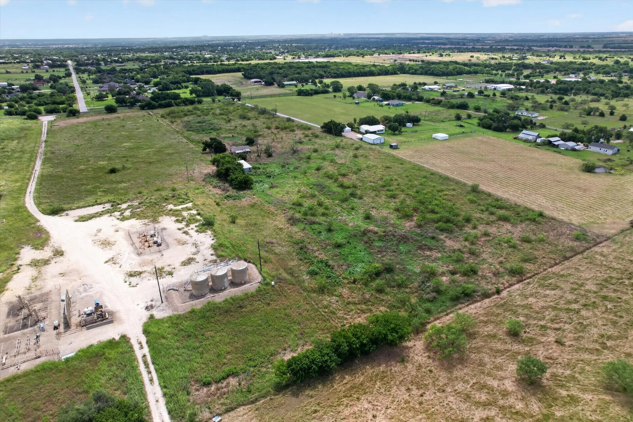 Warehouse For Sale in Johnson County , 3041 Fm-2738, Alvarado, Texas 76009, 0, 0, Garage spaces, 0 Sqft, built in 1975, mls#21296131, Real Estate Agent in Alvarado, Homes For Sale in Johnson county, Homes For Sale in Alvarado, Realtor in Alvarado Texas, Real Estate Brokerage Independent Realty Texas, Luminita Cordes Realtor