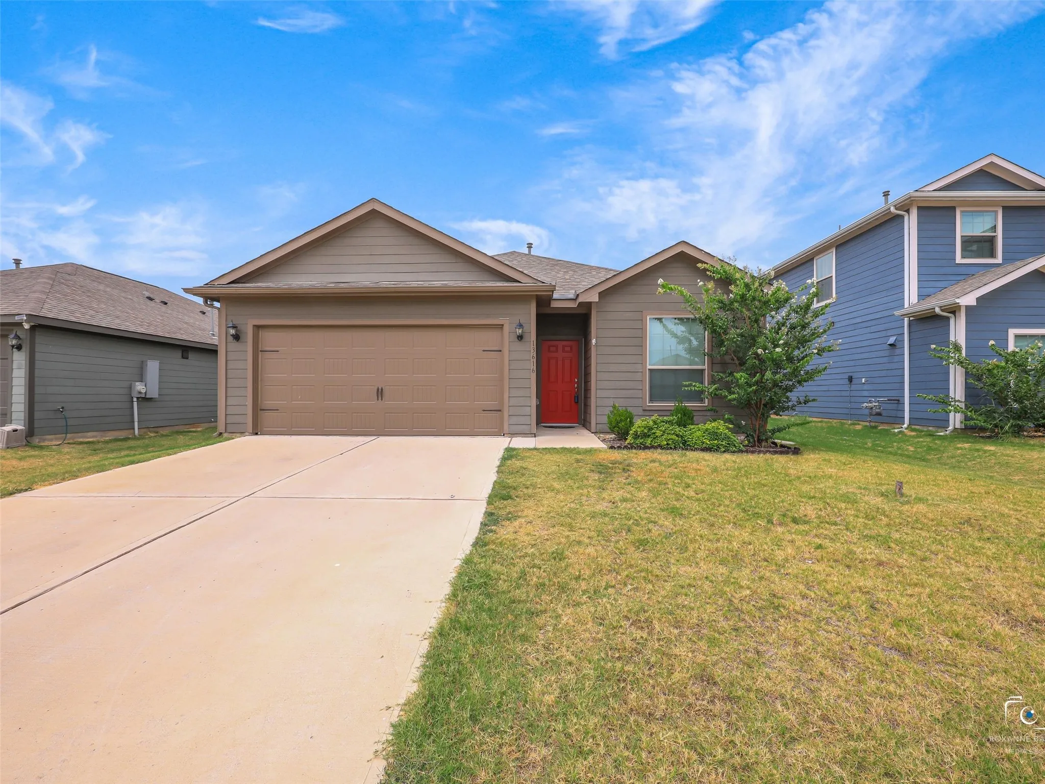 Single Family Residence For Rent in Denton County , 13616 Musselshell Drive, Ponder, Texas 76259, 3 Bedroom, 2 Bathroom, 2 Garage spaces, 1,551 Sqft, built in 2022, mls#21302843, Real Estate Agent in Ponder, Homes For Rent in Denton county, Homes For Rent in Ponder, Realtor in Ponder Texas, Real Estate Brokerage Independent Realty Texas, Luminita Cordes Realtor