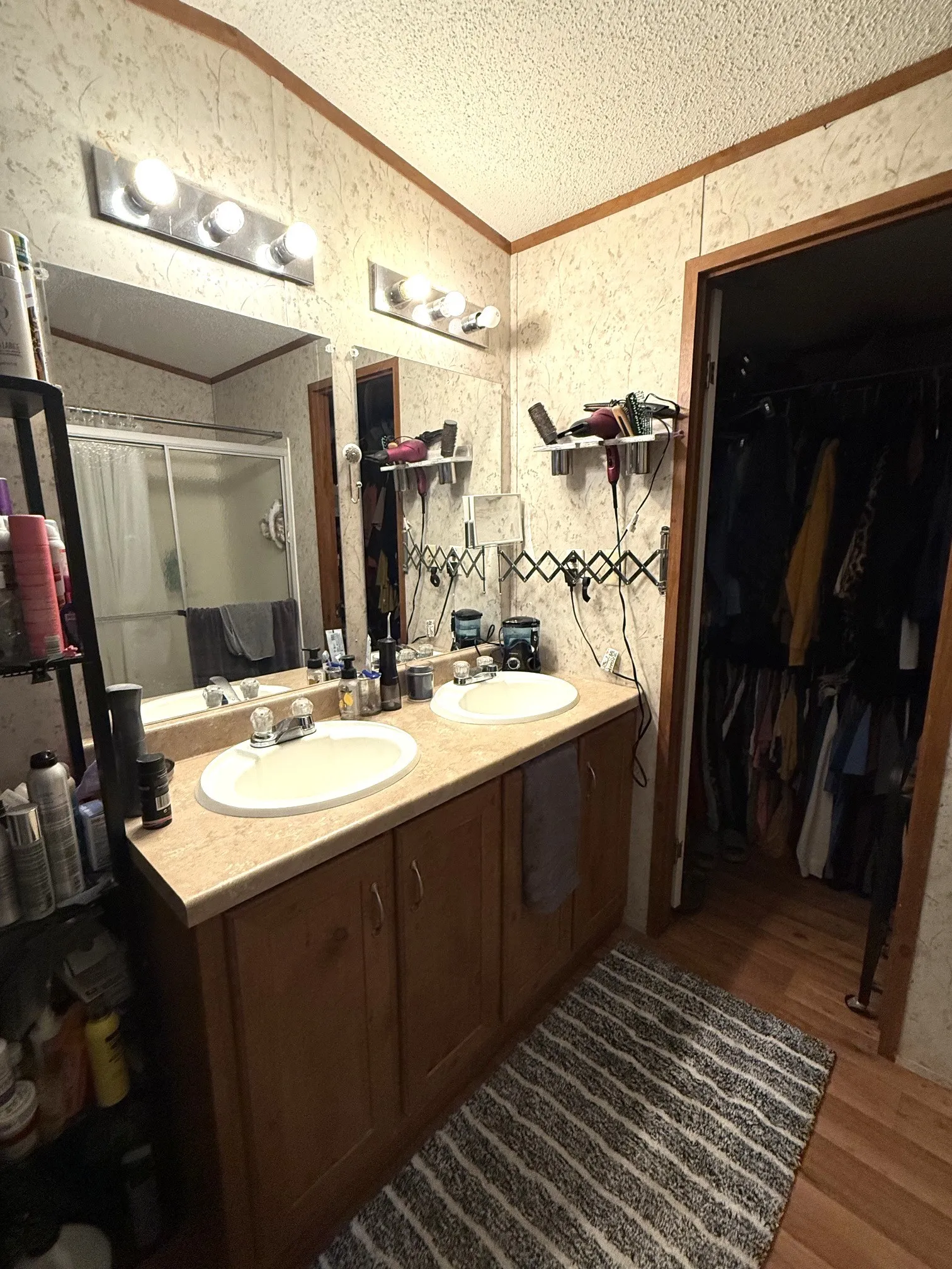 Mobile Home For Sale in Grayson County , 1140 One Mile Lane, Bells, Texas 75414, 3 Bedroom, 2 Bathroom, Garage spaces, 1,216 Sqft, built in 2008, mls#21301889, Real Estate Agent in Bells, Homes For Sale in Grayson county, Homes For Sale in Bells, Realtor in Bells Texas, Real Estate Brokerage Independent Realty Texas, Luminita Cordes Realtor