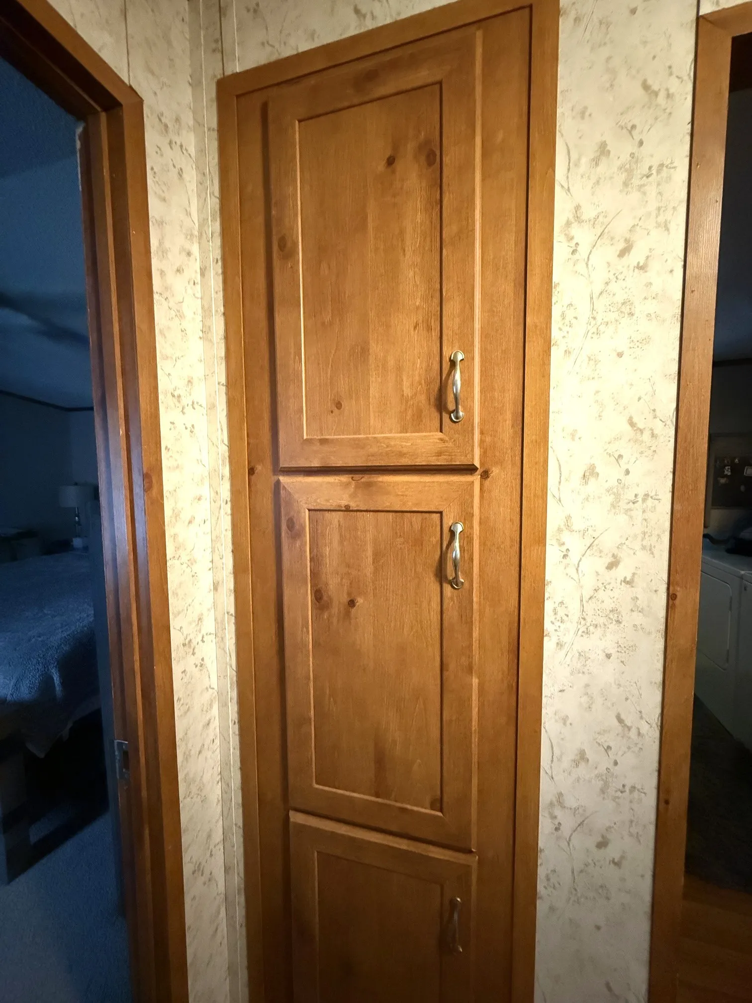 Mobile Home For Sale in Grayson County , 1140 One Mile Lane, Bells, Texas 75414, 3 Bedroom, 2 Bathroom, Garage spaces, 1,216 Sqft, built in 2008, mls#21301889, Real Estate Agent in Bells, Homes For Sale in Grayson county, Homes For Sale in Bells, Realtor in Bells Texas, Real Estate Brokerage Independent Realty Texas, Luminita Cordes Realtor