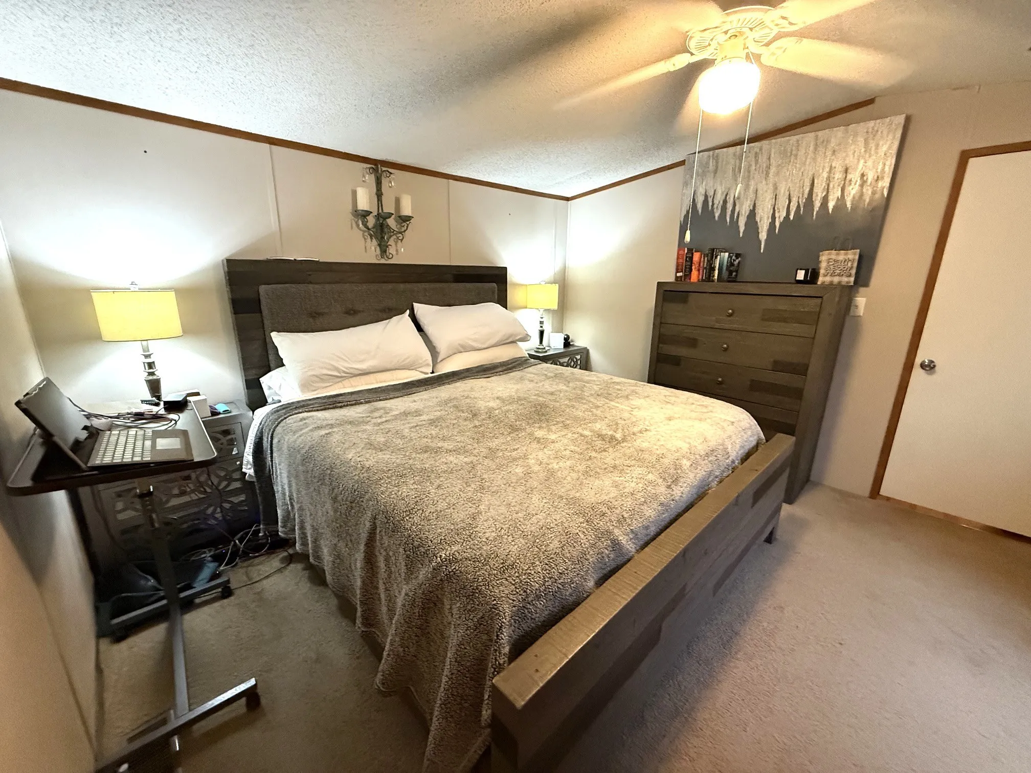 Mobile Home For Sale in Grayson County , 1140 One Mile Lane, Bells, Texas 75414, 3 Bedroom, 2 Bathroom, Garage spaces, 1,216 Sqft, built in 2008, mls#21301889, Real Estate Agent in Bells, Homes For Sale in Grayson county, Homes For Sale in Bells, Realtor in Bells Texas, Real Estate Brokerage Independent Realty Texas, Luminita Cordes Realtor
