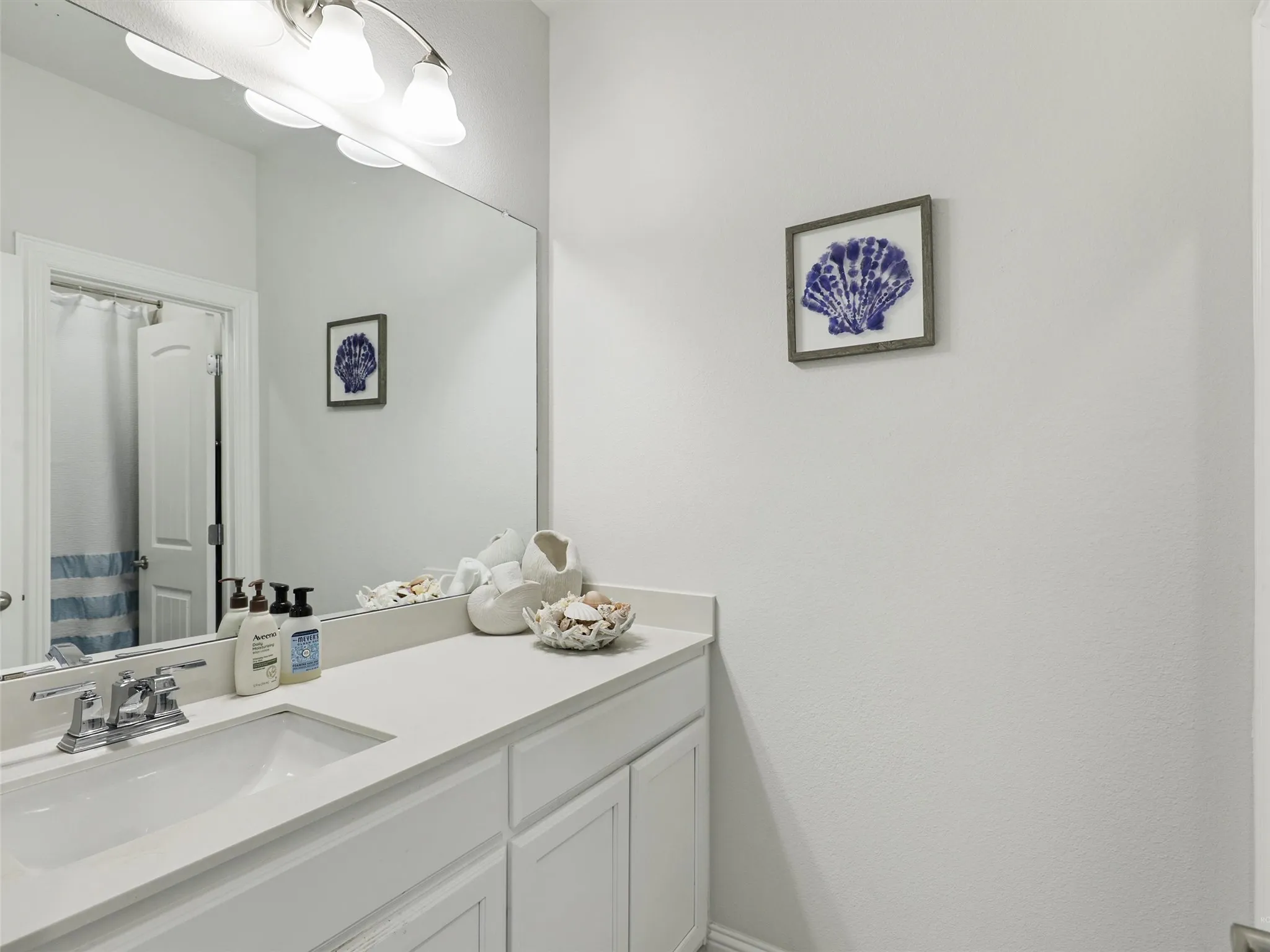 Single Family Residence For Rent in Collin County , 1820 Amazon Drive, Plano, Texas 75075, 6 Bedroom, 4 Bathroom, 3 Garage spaces, 4,030 Sqft, built in 2019, mls#21301590, Real Estate Agent in Plano, Homes For Rent in Collin county, Homes For Rent in Plano, Realtor in Plano Texas, Real Estate Brokerage Independent Realty Texas, Luminita Cordes Realtor