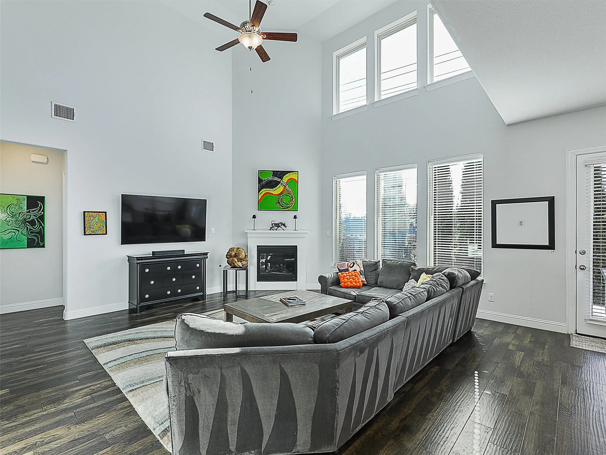 Single Family Residence For Rent in Collin County , 1820 Amazon Drive, Plano, Texas 75075, 6 Bedroom, 4 Bathroom, 3 Garage spaces, 4,030 Sqft, built in 2019, mls#21301590, Real Estate Agent in Plano, Homes For Rent in Collin county, Homes For Rent in Plano, Realtor in Plano Texas, Real Estate Brokerage Independent Realty Texas, Luminita Cordes Realtor