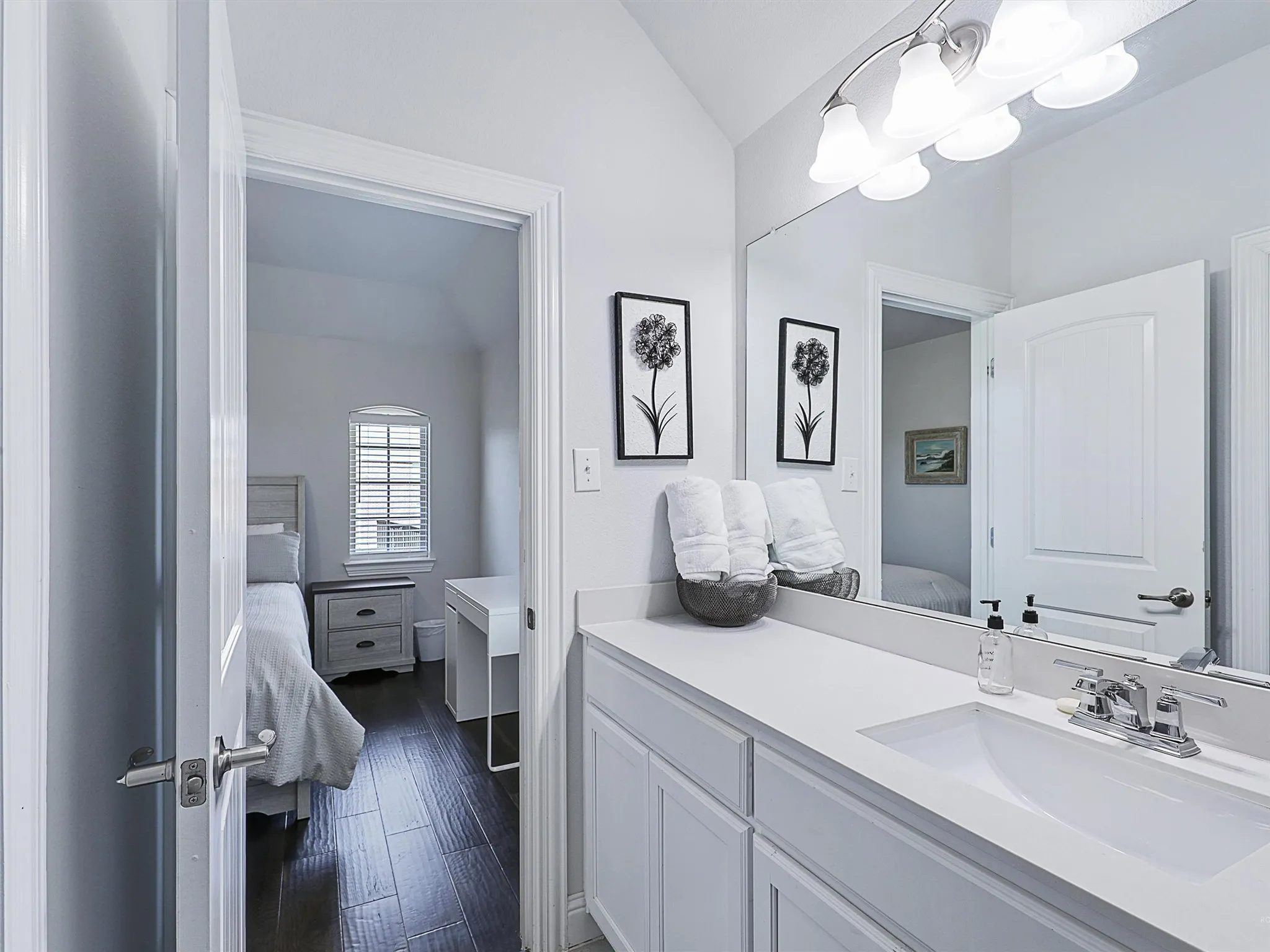 Single Family Residence For Rent in Collin County , 1820 Amazon Drive, Plano, Texas 75075, 6 Bedroom, 4 Bathroom, 3 Garage spaces, 4,030 Sqft, built in 2019, mls#21301590, Real Estate Agent in Plano, Homes For Rent in Collin county, Homes For Rent in Plano, Realtor in Plano Texas, Real Estate Brokerage Independent Realty Texas, Luminita Cordes Realtor