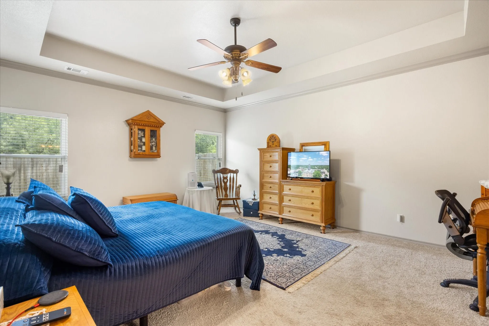 Single Family Residence For Sale in Johnson County , 340 Canadian Lane, Burleson, Texas 76028, 5 Bedroom, 3 Bathroom, 3 Garage spaces, 2,586 Sqft, built in 2014, mls#21294762, Real Estate Agent in Burleson, Homes For Sale in Johnson county, Homes For Sale in Burleson, Realtor in Burleson Texas, Real Estate Brokerage Independent Realty Texas, Luminita Cordes Realtor