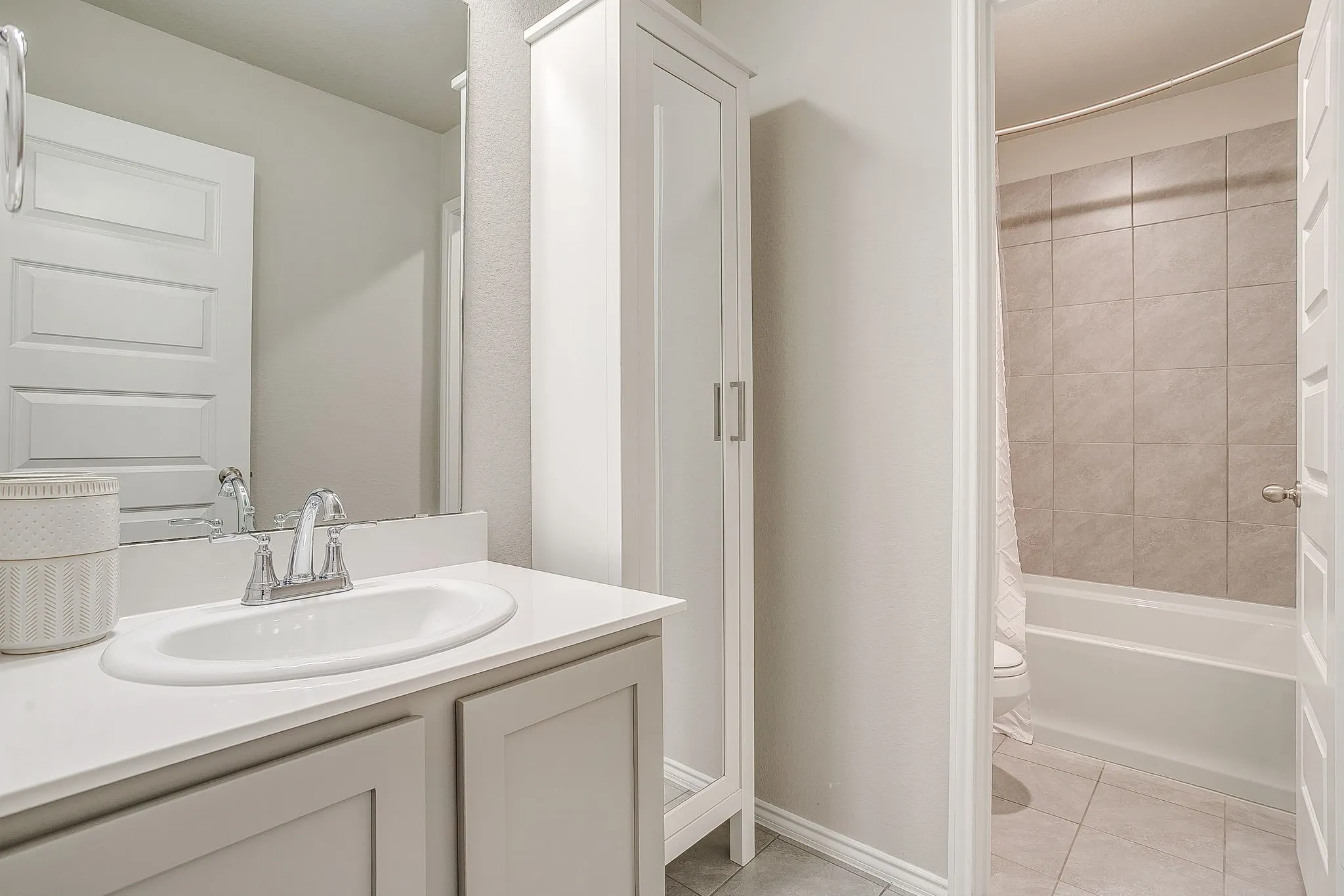 Single Family Residence For Sale in Tarrant County , 14124 Cassiopeia Drive, Haslet, Texas 76052, 4 Bedroom, 4 Bathroom, 3 Garage spaces, 3,406 Sqft, built in 2022, mls#21302527, Real Estate Agent in Haslet, Homes For Sale in Tarrant county, Homes For Sale in Haslet, Realtor in Haslet Texas, Real Estate Brokerage Independent Realty Texas, Luminita Cordes Realtor