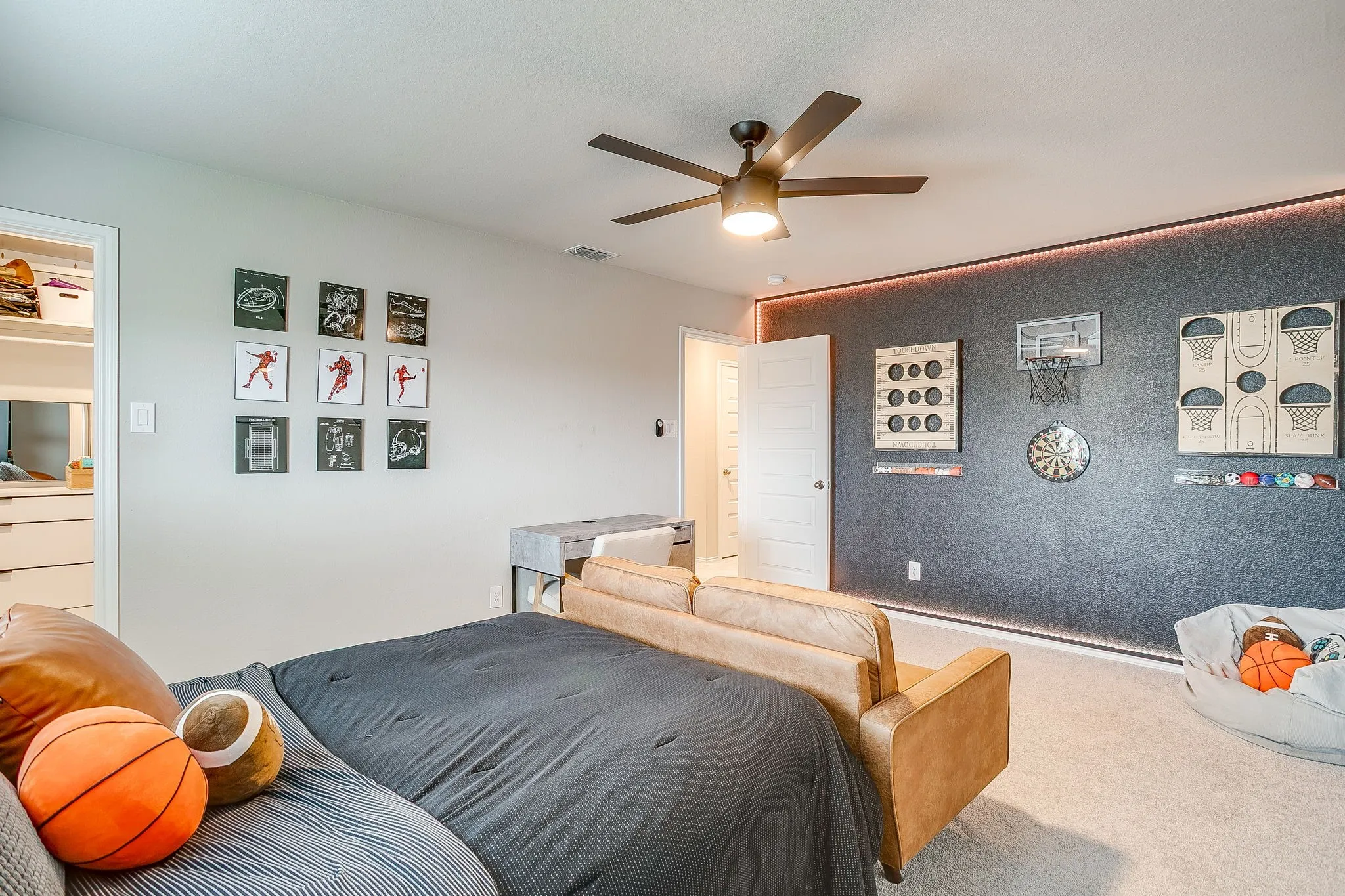 Single Family Residence For Sale in Tarrant County , 14124 Cassiopeia Drive, Haslet, Texas 76052, 4 Bedroom, 4 Bathroom, 3 Garage spaces, 3,406 Sqft, built in 2022, mls#21302527, Real Estate Agent in Haslet, Homes For Sale in Tarrant county, Homes For Sale in Haslet, Realtor in Haslet Texas, Real Estate Brokerage Independent Realty Texas, Luminita Cordes Realtor