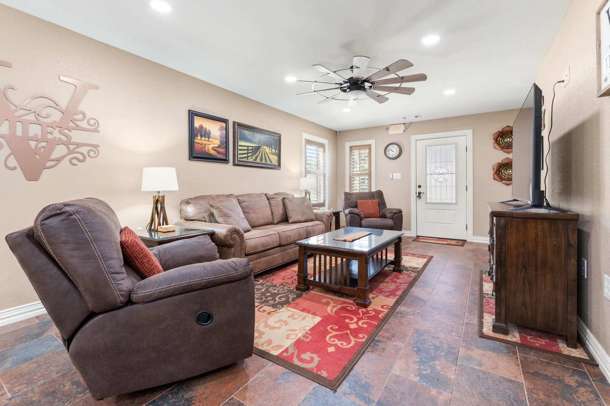 Single Family Residence For Sale in Wood County , 8910 Fm 779, Alba, Texas 75410, 4 Bedroom, 2 Bathroom, 2 Garage spaces, 2,472 Sqft, built in 2023, mls#21300166, Real Estate Agent in Alba, Homes For Sale in Wood county, Homes For Sale in Alba, Realtor in Alba Texas, Real Estate Brokerage Independent Realty Texas, Luminita Cordes Realtor