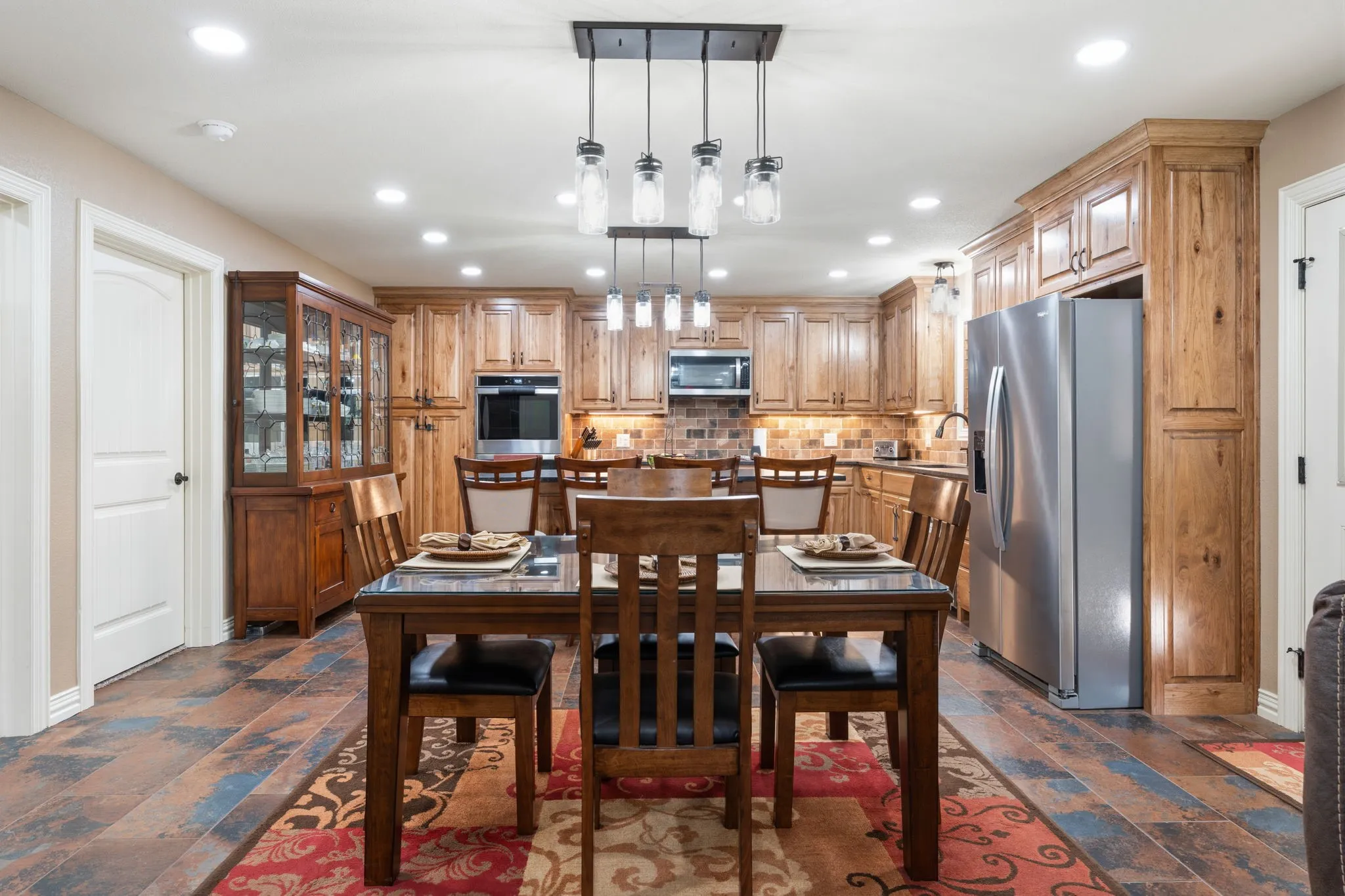 Single Family Residence For Sale in Wood County , 8910 Fm 779, Alba, Texas 75410, 4 Bedroom, 2 Bathroom, 2 Garage spaces, 2,472 Sqft, built in 2023, mls#21300166, Real Estate Agent in Alba, Homes For Sale in Wood county, Homes For Sale in Alba, Realtor in Alba Texas, Real Estate Brokerage Independent Realty Texas, Luminita Cordes Realtor