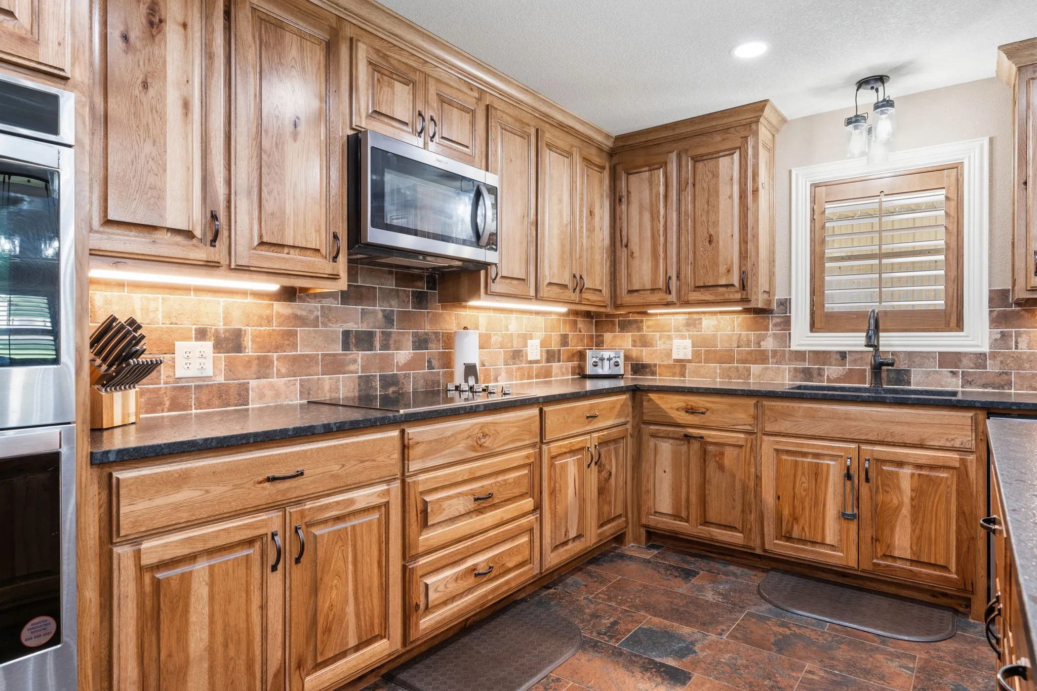 Single Family Residence For Sale in Wood County , 8910 Fm 779, Alba, Texas 75410, 4 Bedroom, 2 Bathroom, 2 Garage spaces, 2,472 Sqft, built in 2023, mls#21300166, Real Estate Agent in Alba, Homes For Sale in Wood county, Homes For Sale in Alba, Realtor in Alba Texas, Real Estate Brokerage Independent Realty Texas, Luminita Cordes Realtor