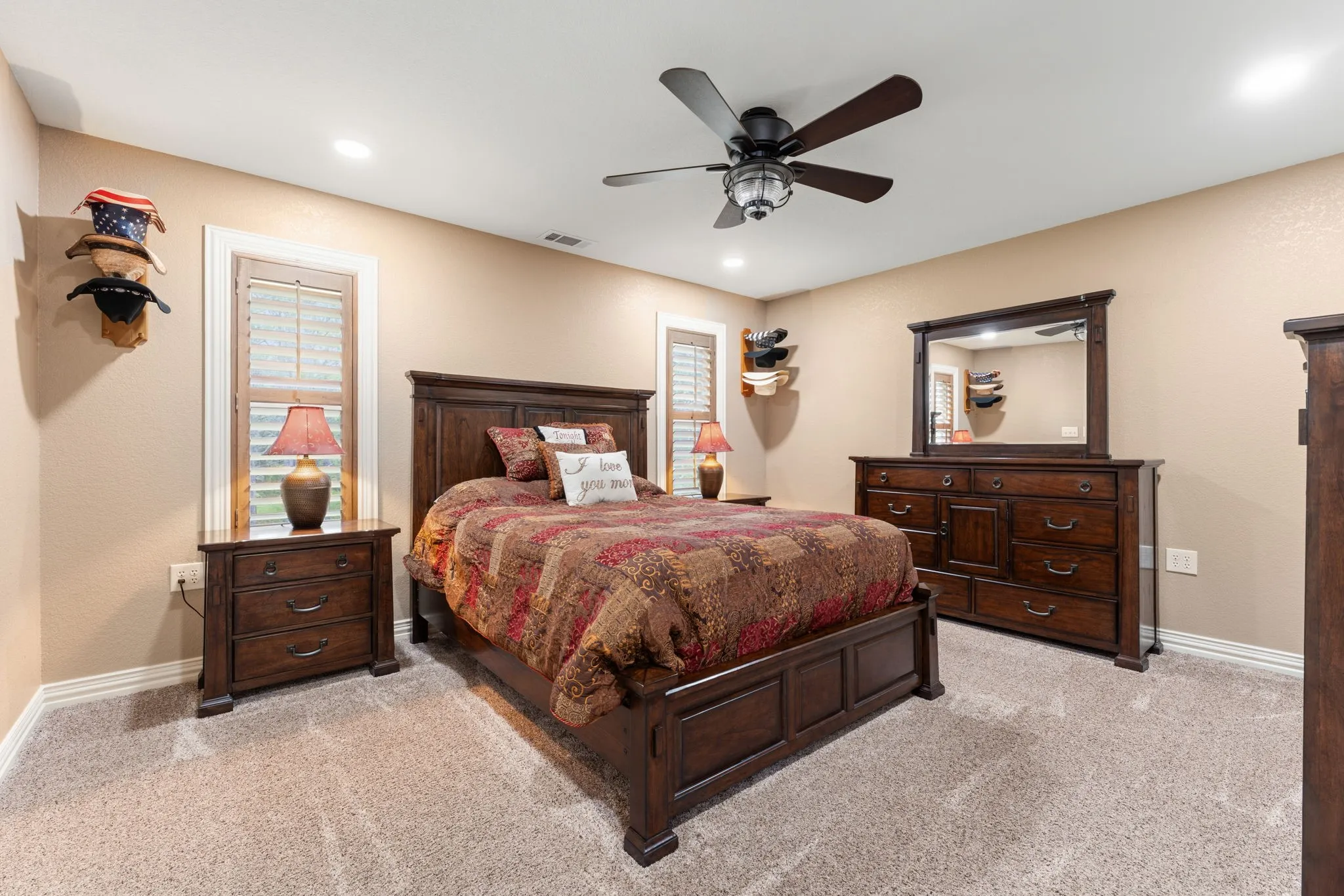 Single Family Residence For Sale in Wood County , 8910 Fm 779, Alba, Texas 75410, 4 Bedroom, 2 Bathroom, 2 Garage spaces, 2,472 Sqft, built in 2023, mls#21300166, Real Estate Agent in Alba, Homes For Sale in Wood county, Homes For Sale in Alba, Realtor in Alba Texas, Real Estate Brokerage Independent Realty Texas, Luminita Cordes Realtor