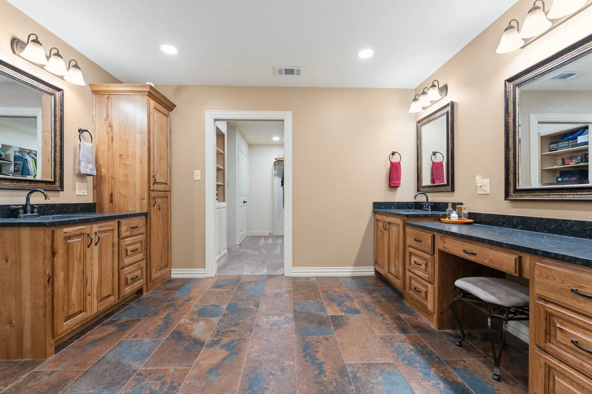 Single Family Residence For Sale in Wood County , 8910 Fm 779, Alba, Texas 75410, 4 Bedroom, 2 Bathroom, 2 Garage spaces, 2,472 Sqft, built in 2023, mls#21300166, Real Estate Agent in Alba, Homes For Sale in Wood county, Homes For Sale in Alba, Realtor in Alba Texas, Real Estate Brokerage Independent Realty Texas, Luminita Cordes Realtor