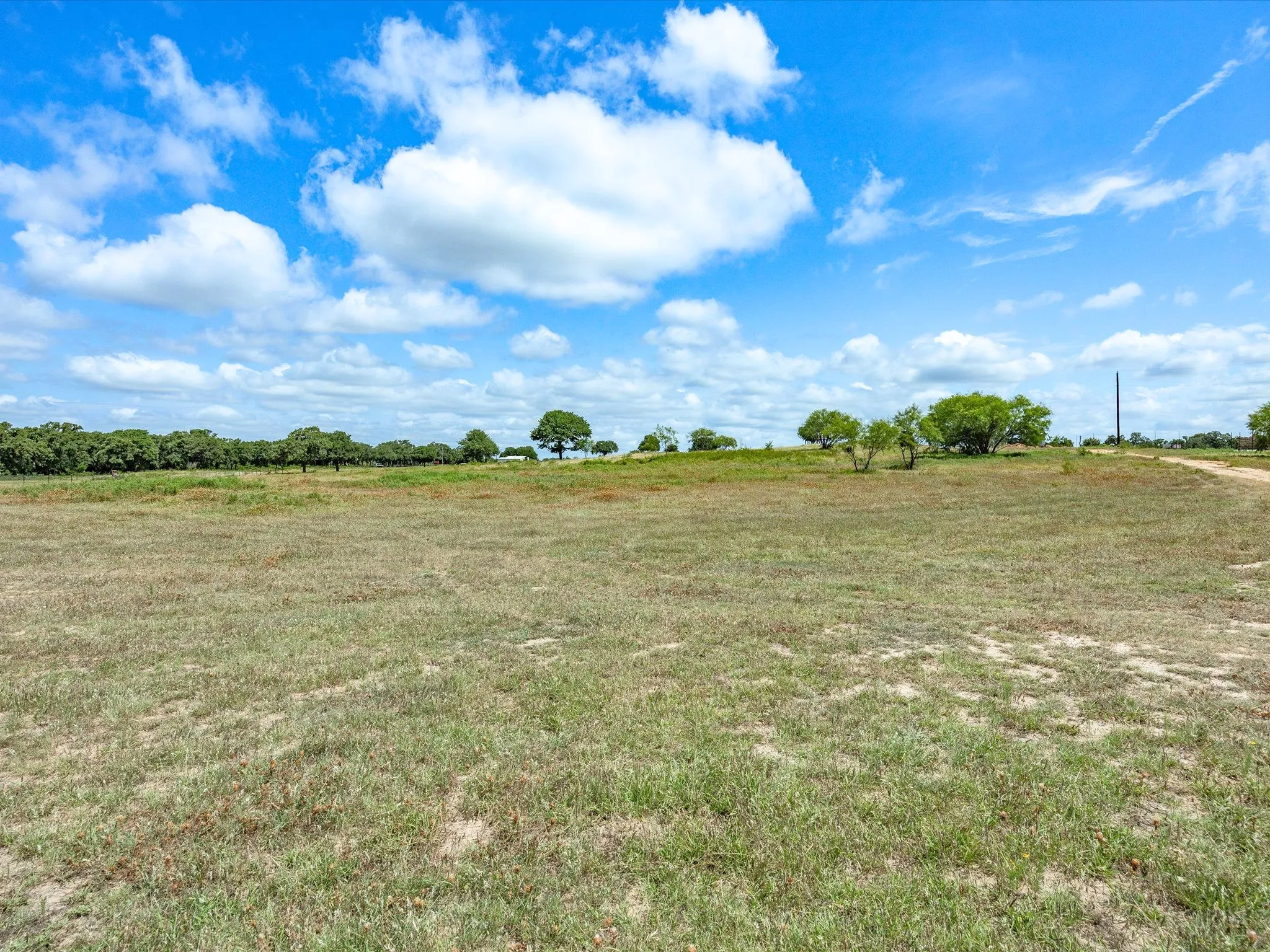 Mobile Home For Sale in Jack County , 828 Wilson Road, Perrin, Texas 76486, 1 Bedroom, 1 Bathroom, Garage spaces, 380 Sqft, built in 2024, mls#21303001, Real Estate Agent in Perrin, Homes For Sale in Jack county, Homes For Sale in Perrin, Realtor in Perrin Texas, Real Estate Brokerage Independent Realty Texas, Luminita Cordes Realtor