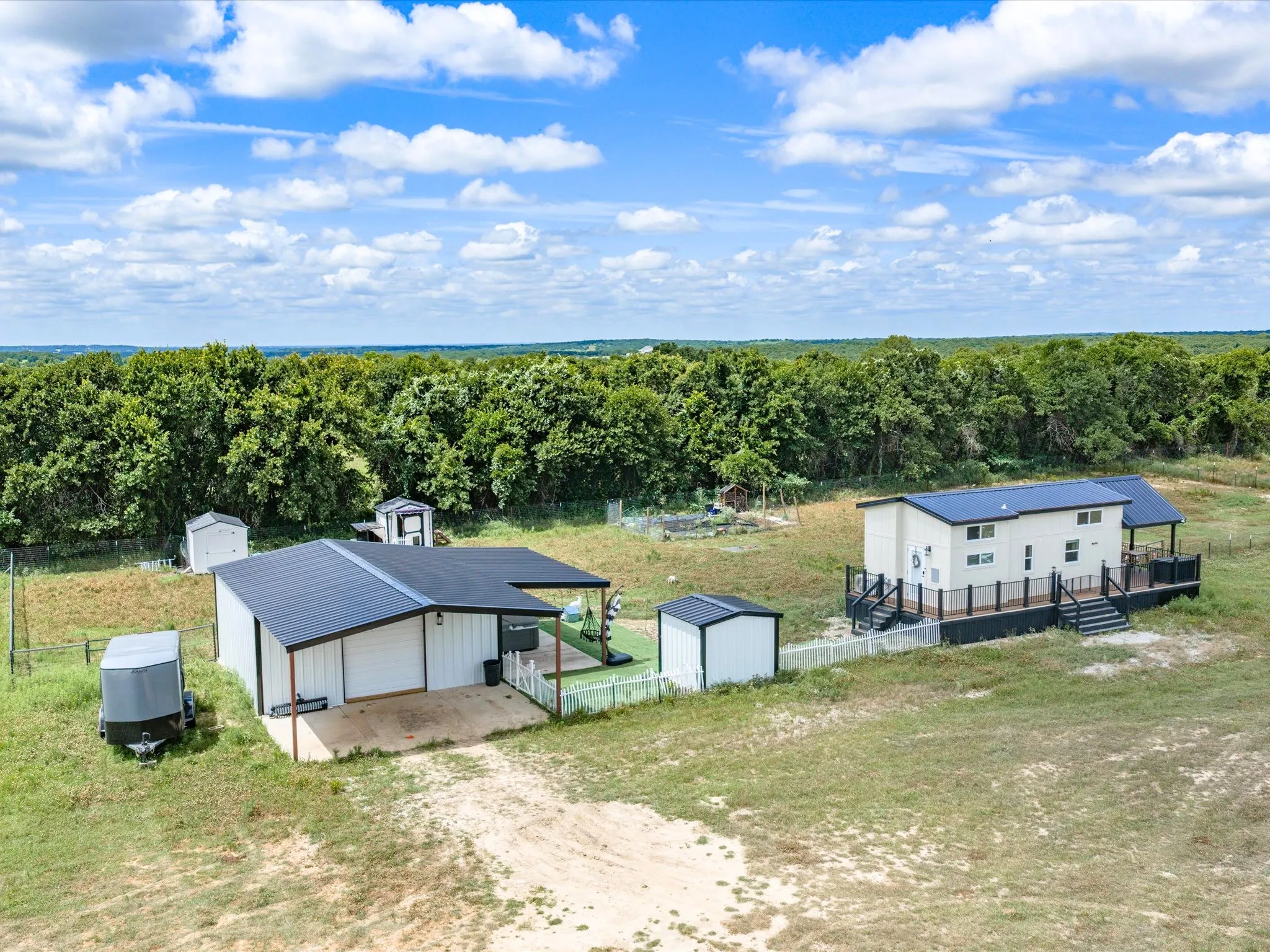 Mobile Home For Sale in Jack County , 828 Wilson Road, Perrin, Texas 76486, 1 Bedroom, 1 Bathroom, Garage spaces, 380 Sqft, built in 2024, mls#21303001, Real Estate Agent in Perrin, Homes For Sale in Jack county, Homes For Sale in Perrin, Realtor in Perrin Texas, Real Estate Brokerage Independent Realty Texas, Luminita Cordes Realtor