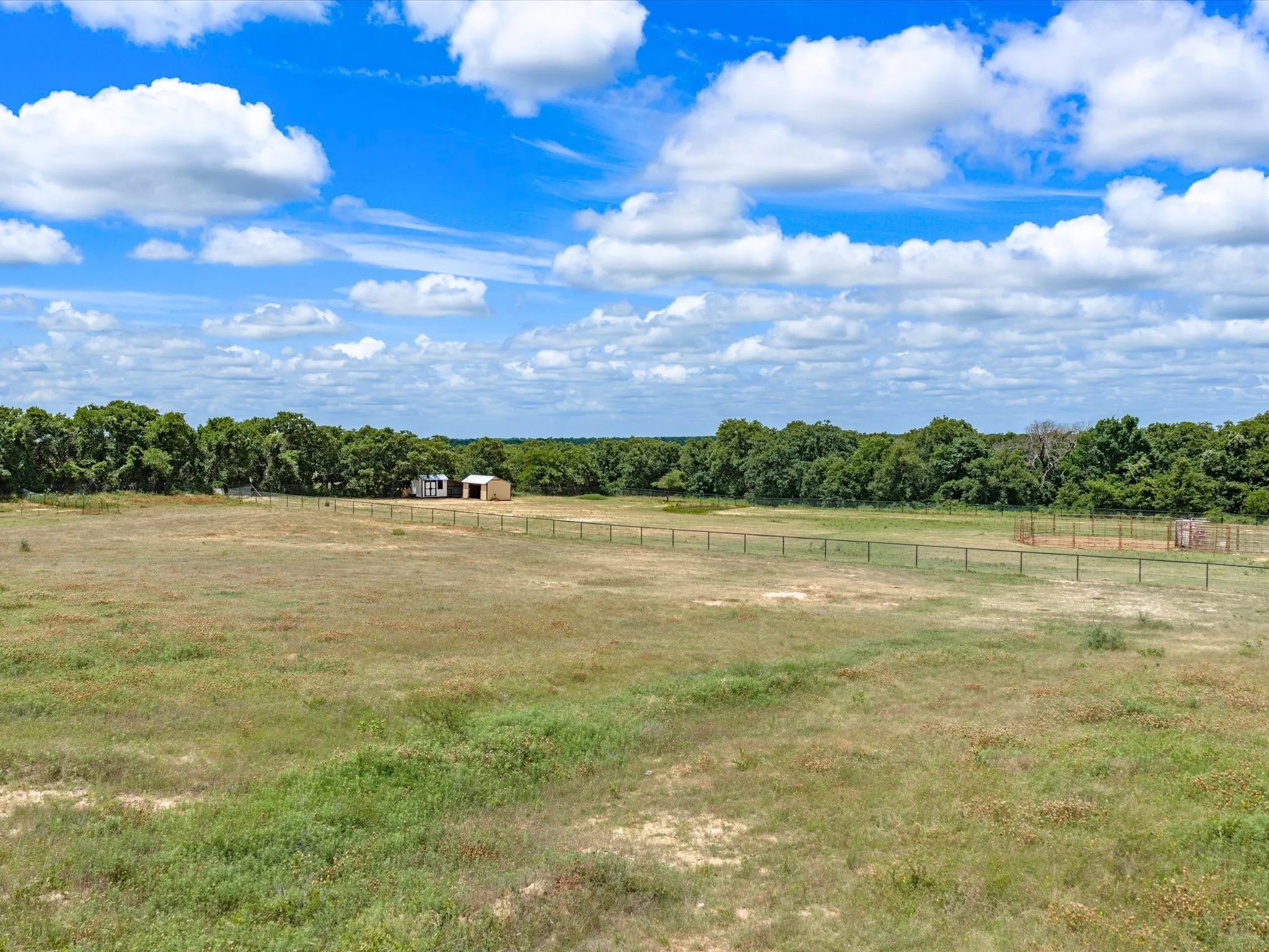 Mobile Home For Sale in Jack County , 828 Wilson Road, Perrin, Texas 76486, 1 Bedroom, 1 Bathroom, Garage spaces, 380 Sqft, built in 2024, mls#21303001, Real Estate Agent in Perrin, Homes For Sale in Jack county, Homes For Sale in Perrin, Realtor in Perrin Texas, Real Estate Brokerage Independent Realty Texas, Luminita Cordes Realtor