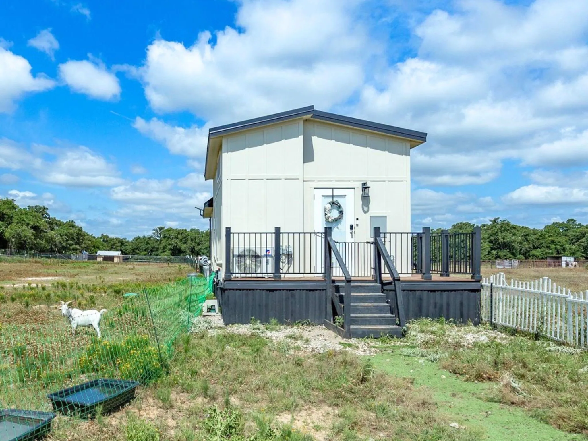 Mobile Home For Sale in Jack County , 828 Wilson Road, Perrin, Texas 76486, 1 Bedroom, 1 Bathroom, Garage spaces, 380 Sqft, built in 2024, mls#21303001, Real Estate Agent in Perrin, Homes For Sale in Jack county, Homes For Sale in Perrin, Realtor in Perrin Texas, Real Estate Brokerage Independent Realty Texas, Luminita Cordes Realtor