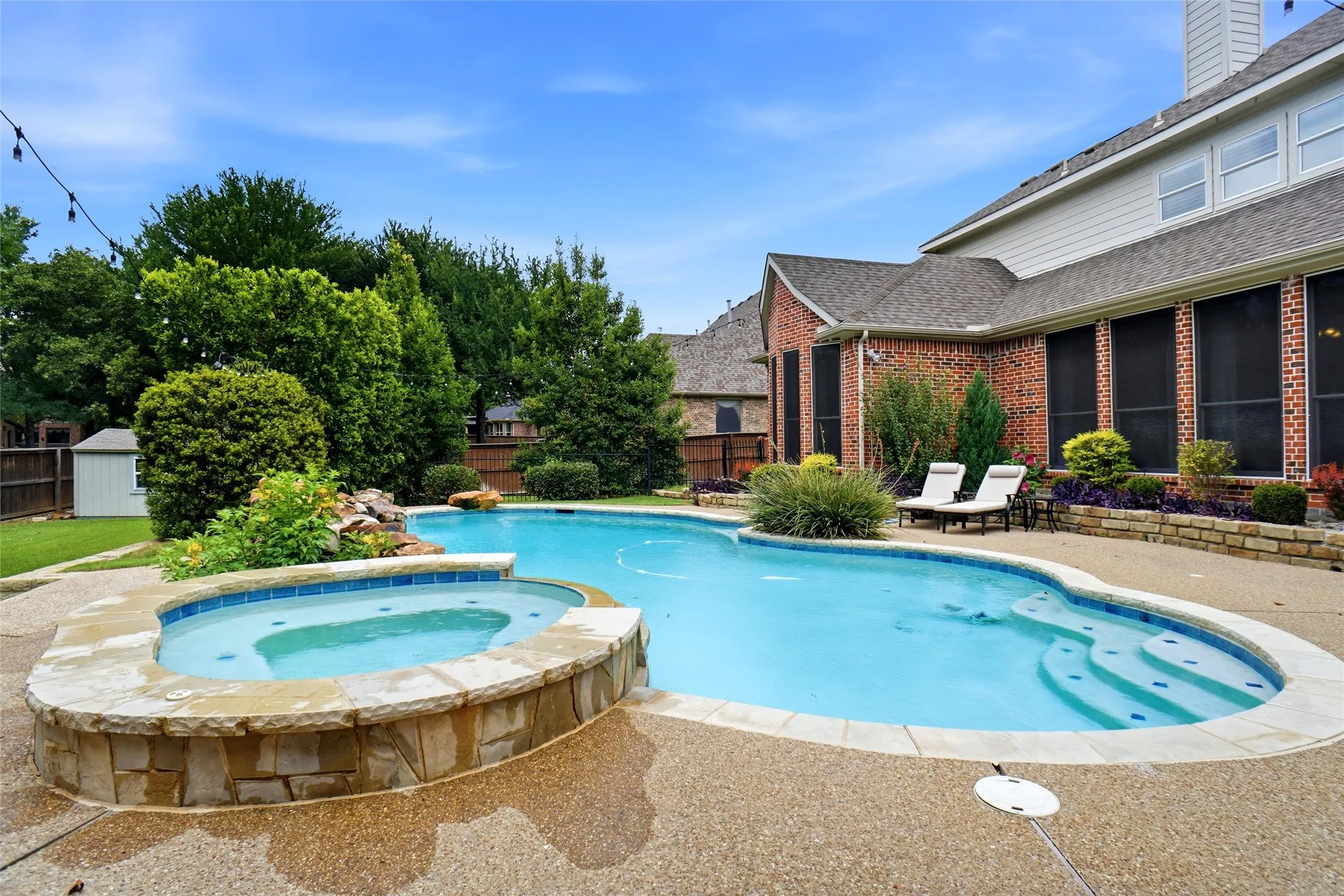 Single Family Residence For Sale in Tarrant County , 1204 Wellington Drive, Keller, Texas 76248, 6 Bedroom, 5 Bathroom, 3 Garage spaces, 3,742 Sqft, built in 2001, mls#21303052, Real Estate Agent in Keller, Homes For Sale in Tarrant county, Homes For Sale in Keller, Realtor in Keller Texas, Real Estate Brokerage Independent Realty Texas, Luminita Cordes Realtor