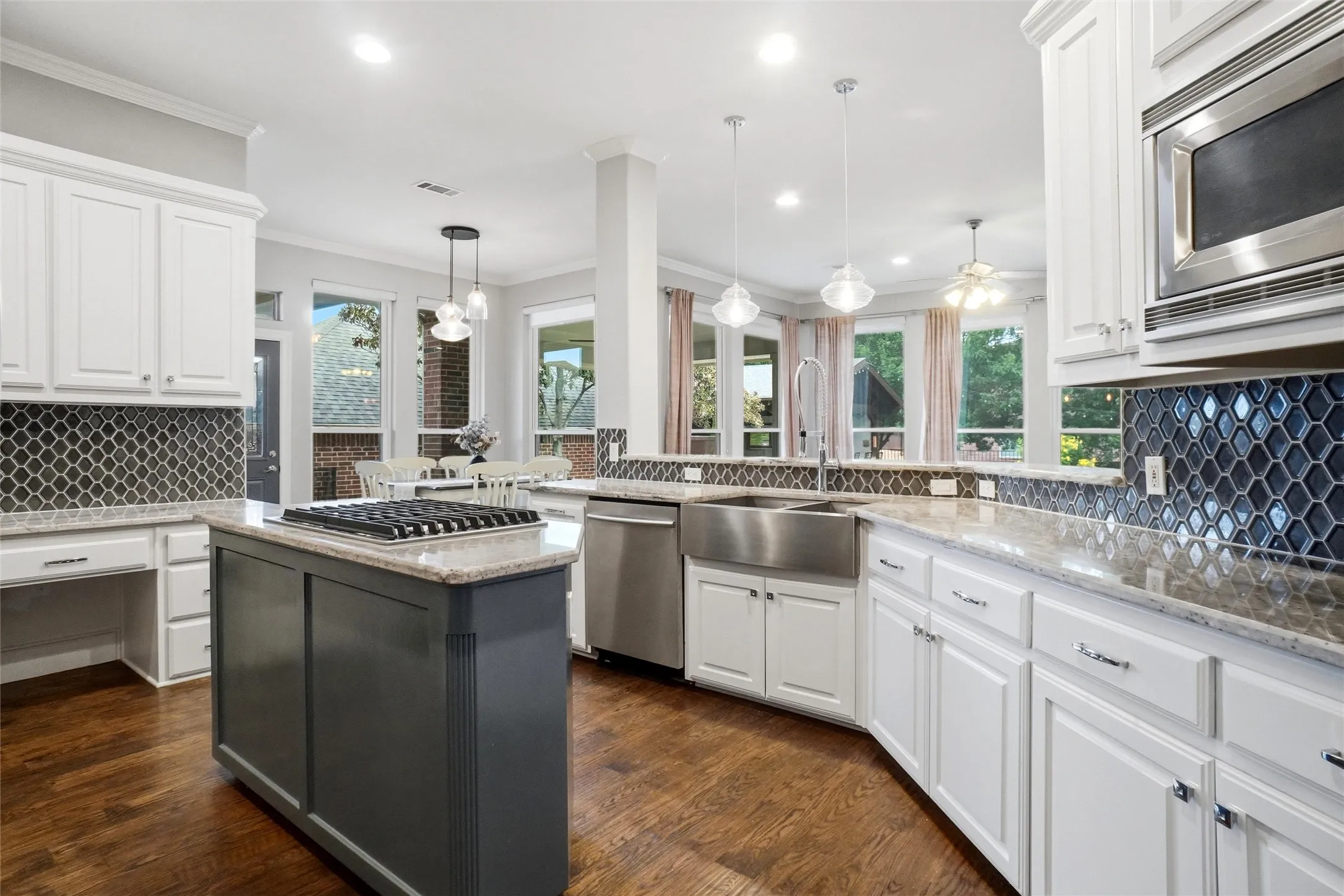 Single Family Residence For Sale in Tarrant County , 1204 Wellington Drive, Keller, Texas 76248, 6 Bedroom, 5 Bathroom, 3 Garage spaces, 3,742 Sqft, built in 2001, mls#21303052, Real Estate Agent in Keller, Homes For Sale in Tarrant county, Homes For Sale in Keller, Realtor in Keller Texas, Real Estate Brokerage Independent Realty Texas, Luminita Cordes Realtor