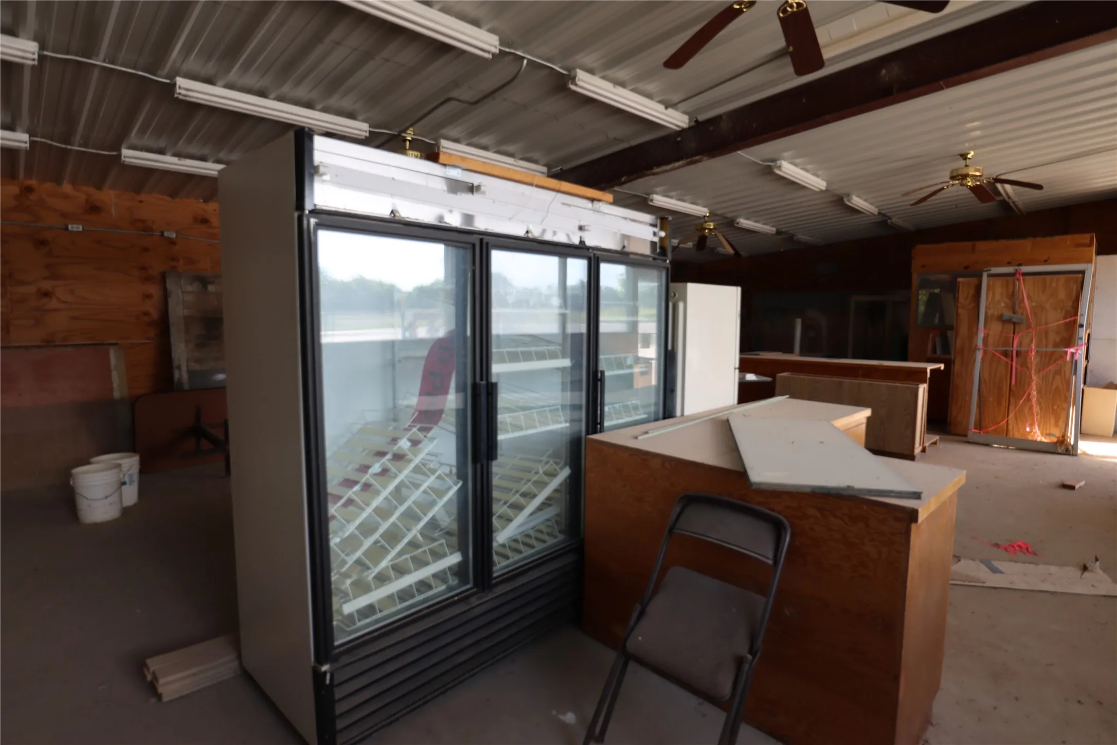 Retail For Sale in Eastland County , 400 W Loop 254, Ranger, Texas 76470, 0, 0, Garage spaces, 0 Sqft, built in 1990, Price $175,000, mls#21303061, Real Estate Agent in Ranger, Homes For Sale in Eastland county, Homes For Sale in Ranger, Realtor in Ranger Texas, Real Estate Brokerage Independent Realty Texas, Luminita Cordes Realtor