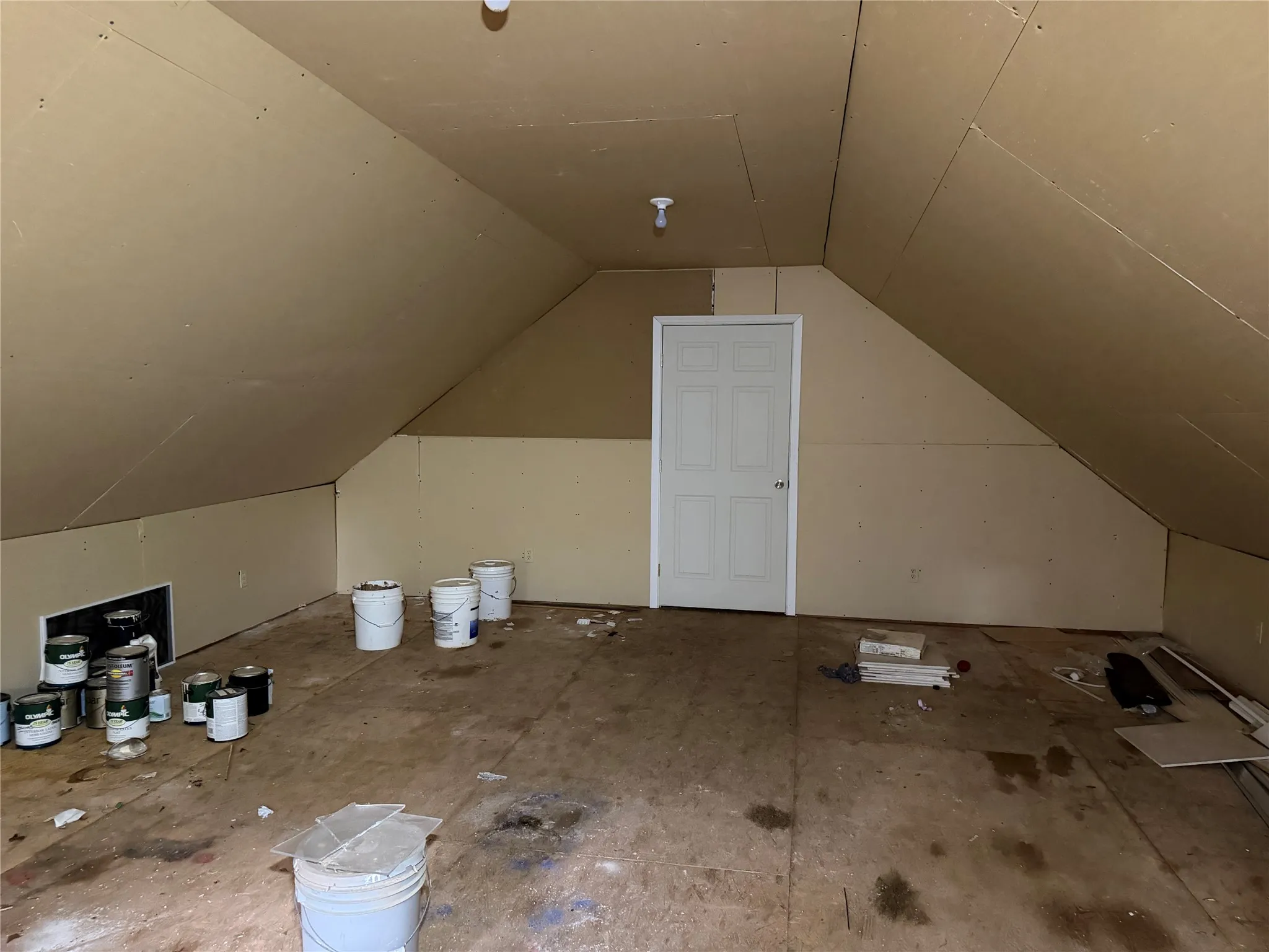 Single Family Residence For Sale in Smith County , 1528 Hideaway Lane W, Hideaway, Texas 75771, 3 Bedroom, 3 Bathroom, 2 Garage spaces, 2,533 Sqft, built in 2009, mls#21303079, Real Estate Agent in Hideaway, Homes For Sale in Smith county, Homes For Sale in Hideaway, Realtor in Hideaway Texas, Real Estate Brokerage Independent Realty Texas, Luminita Cordes Realtor