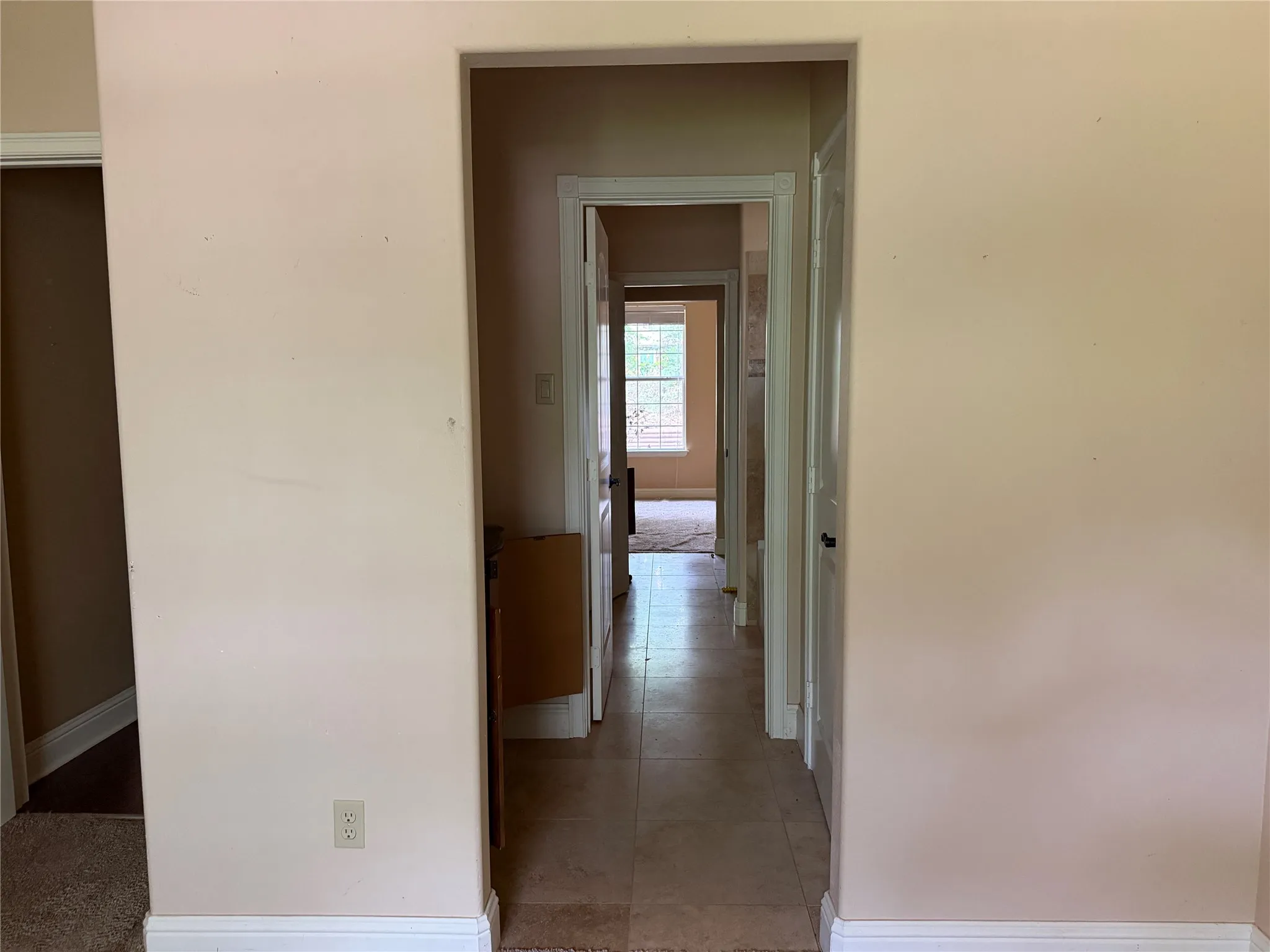 Single Family Residence For Sale in Smith County , 1528 Hideaway Lane W, Hideaway, Texas 75771, 3 Bedroom, 3 Bathroom, 2 Garage spaces, 2,533 Sqft, built in 2009, mls#21303079, Real Estate Agent in Hideaway, Homes For Sale in Smith county, Homes For Sale in Hideaway, Realtor in Hideaway Texas, Real Estate Brokerage Independent Realty Texas, Luminita Cordes Realtor
