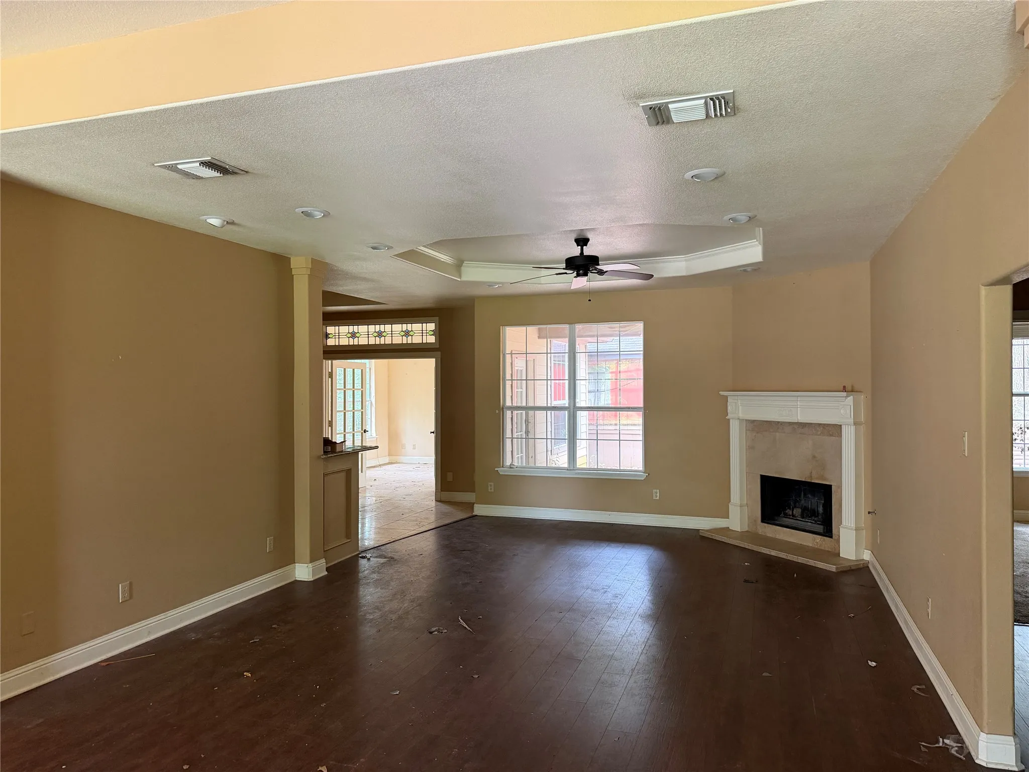 Single Family Residence For Sale in Smith County , 1528 Hideaway Lane W, Hideaway, Texas 75771, 3 Bedroom, 3 Bathroom, 2 Garage spaces, 2,533 Sqft, built in 2009, mls#21303079, Real Estate Agent in Hideaway, Homes For Sale in Smith county, Homes For Sale in Hideaway, Realtor in Hideaway Texas, Real Estate Brokerage Independent Realty Texas, Luminita Cordes Realtor