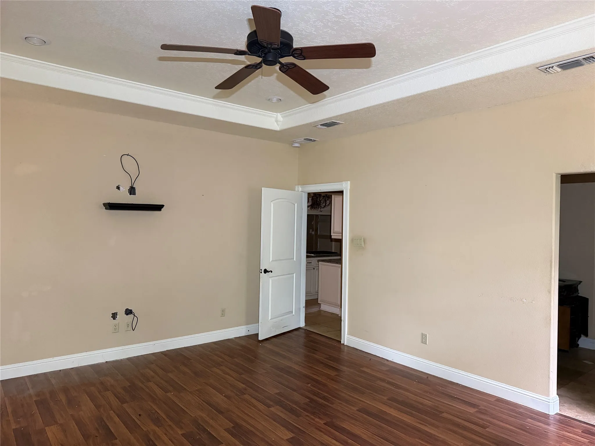 Single Family Residence For Sale in Smith County , 1528 Hideaway Lane W, Hideaway, Texas 75771, 3 Bedroom, 3 Bathroom, 2 Garage spaces, 2,533 Sqft, built in 2009, mls#21303079, Real Estate Agent in Hideaway, Homes For Sale in Smith county, Homes For Sale in Hideaway, Realtor in Hideaway Texas, Real Estate Brokerage Independent Realty Texas, Luminita Cordes Realtor