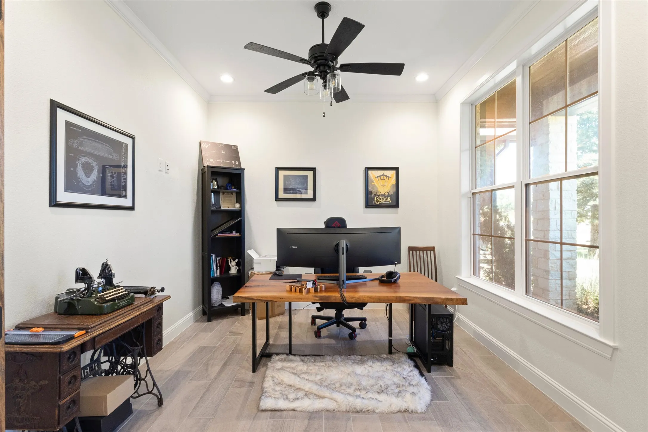 Single Family Residence For Sale in Parker County , 904 Taylor Branch, Springtown, Texas 76082, 3 Bedroom, 3 Bathroom, 3 Garage spaces, 2,296 Sqft, built in 2022, mls#21303078, Real Estate Agent in Springtown, Homes For Sale in Parker county, Homes For Sale in Springtown, Realtor in Springtown Texas, Real Estate Brokerage Independent Realty Texas, Luminita Cordes Realtor